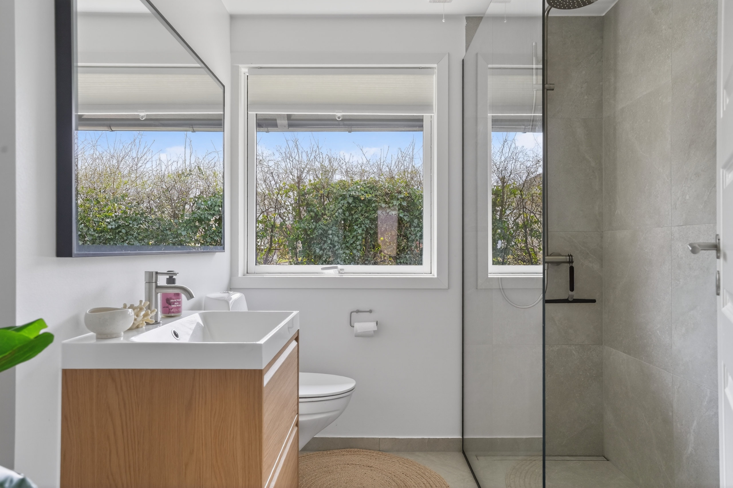 Fremhævet badeværelse billede i fuldskærmstilstand. Billede af Skovduevej 7, 2680 Solrød Strand