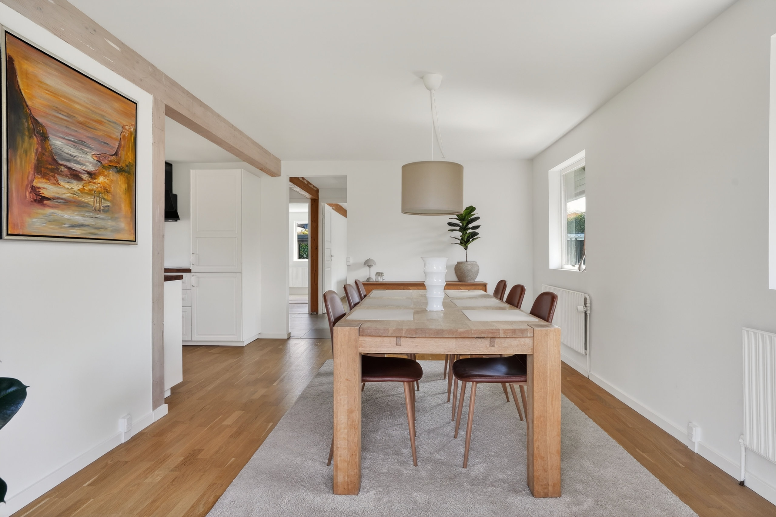 Fremhævet spisestue billede i fuldskærmstilstand. Billede af Skovduevej 7, 2680 Solrød Strand
