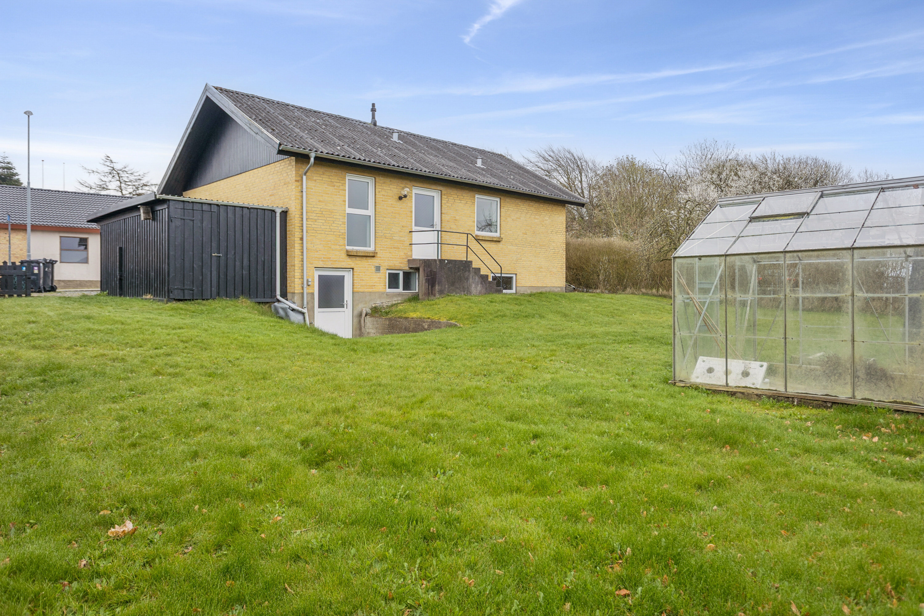 Fremhævet have billede i fuldskærmstilstand. Billede af Annettevej 1, 7800 Skive