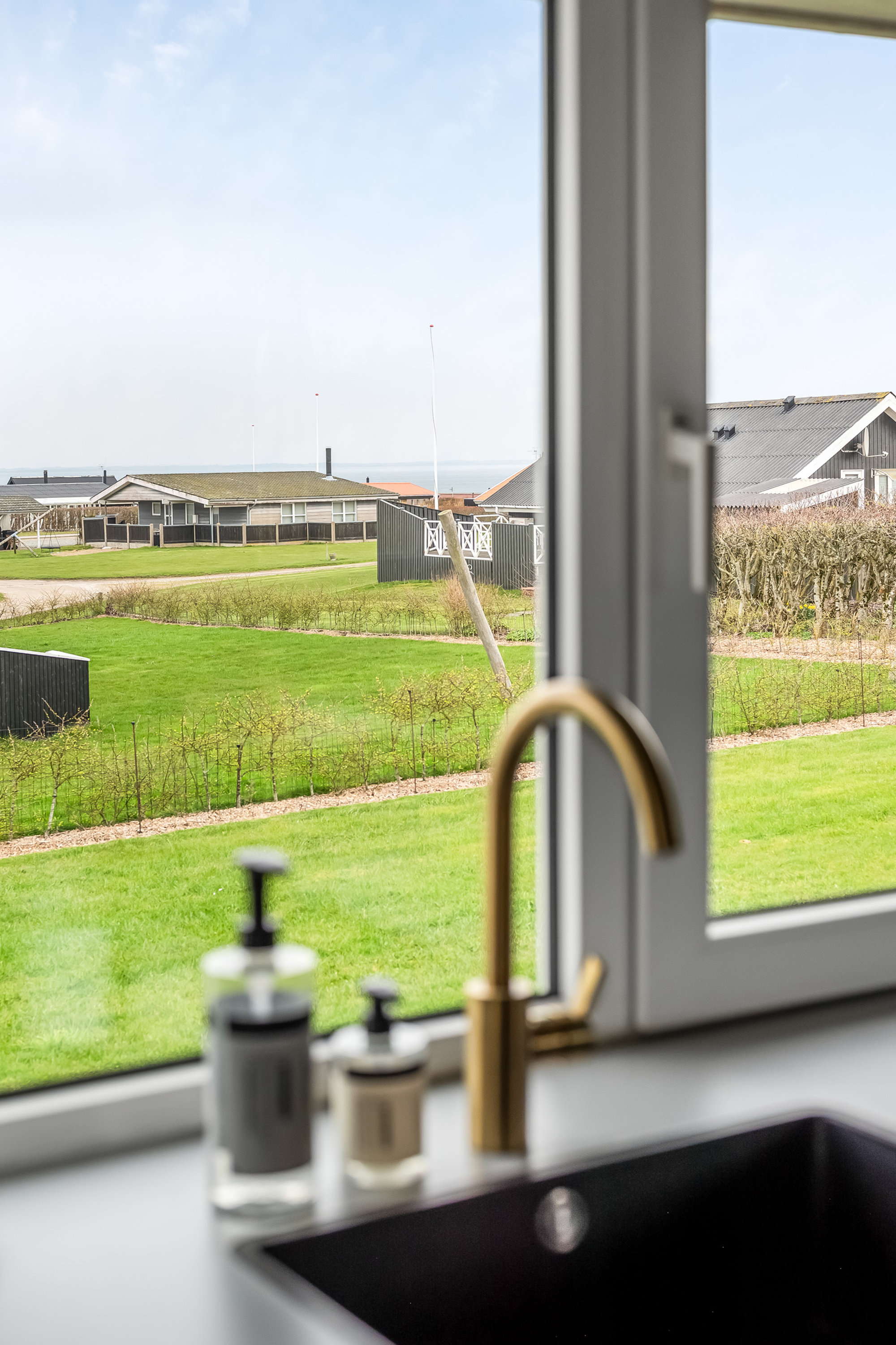 Fremhævet køkken alrum billede i fuldskærmstilstand. Billede af Violvej 32, Tørring, 7620 Lemvig