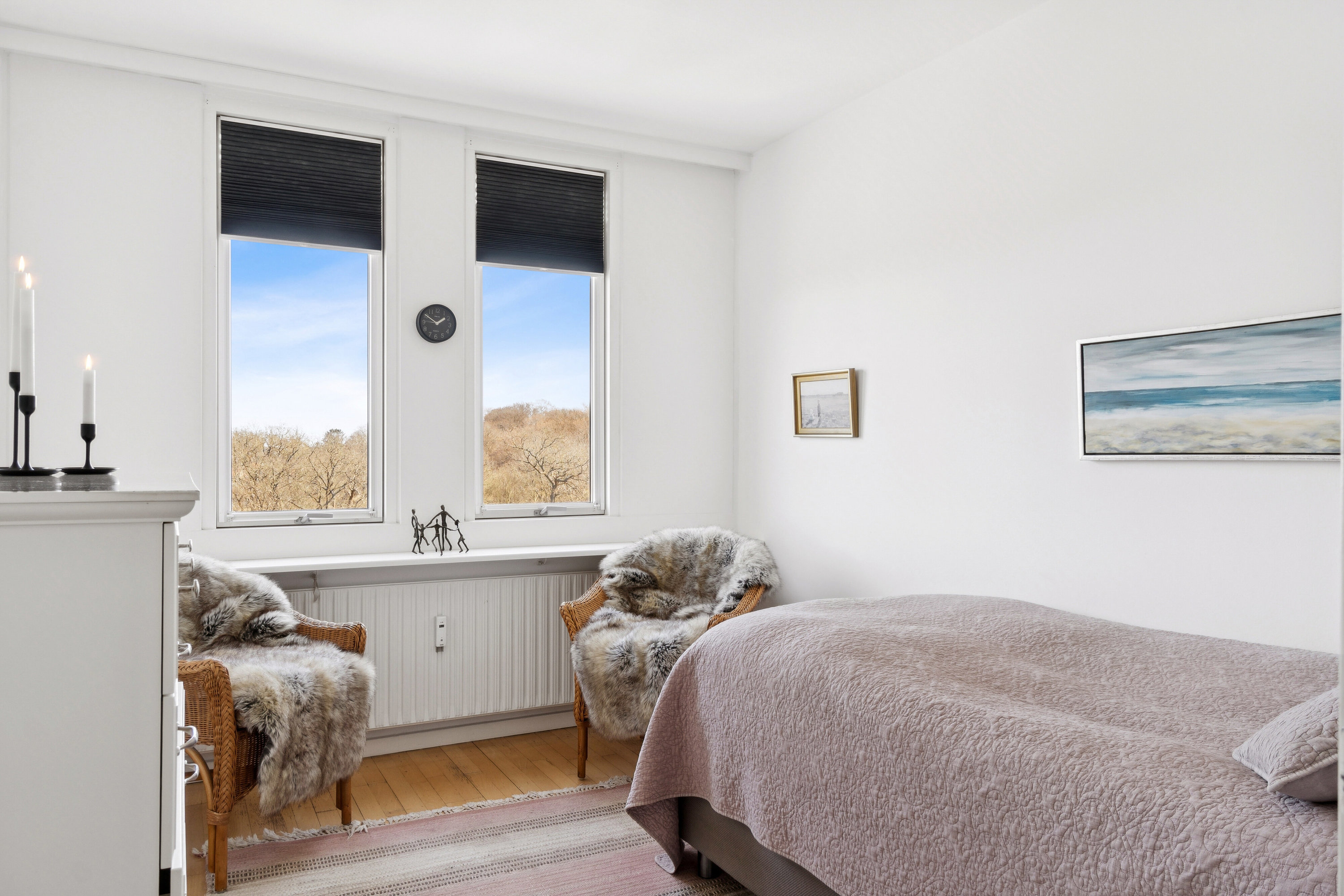 Fremhævet soveværelse billede i fuldskærmstilstand. Billede af Bredebovej 37, 5. tv., 2800 Kongens Lyngby