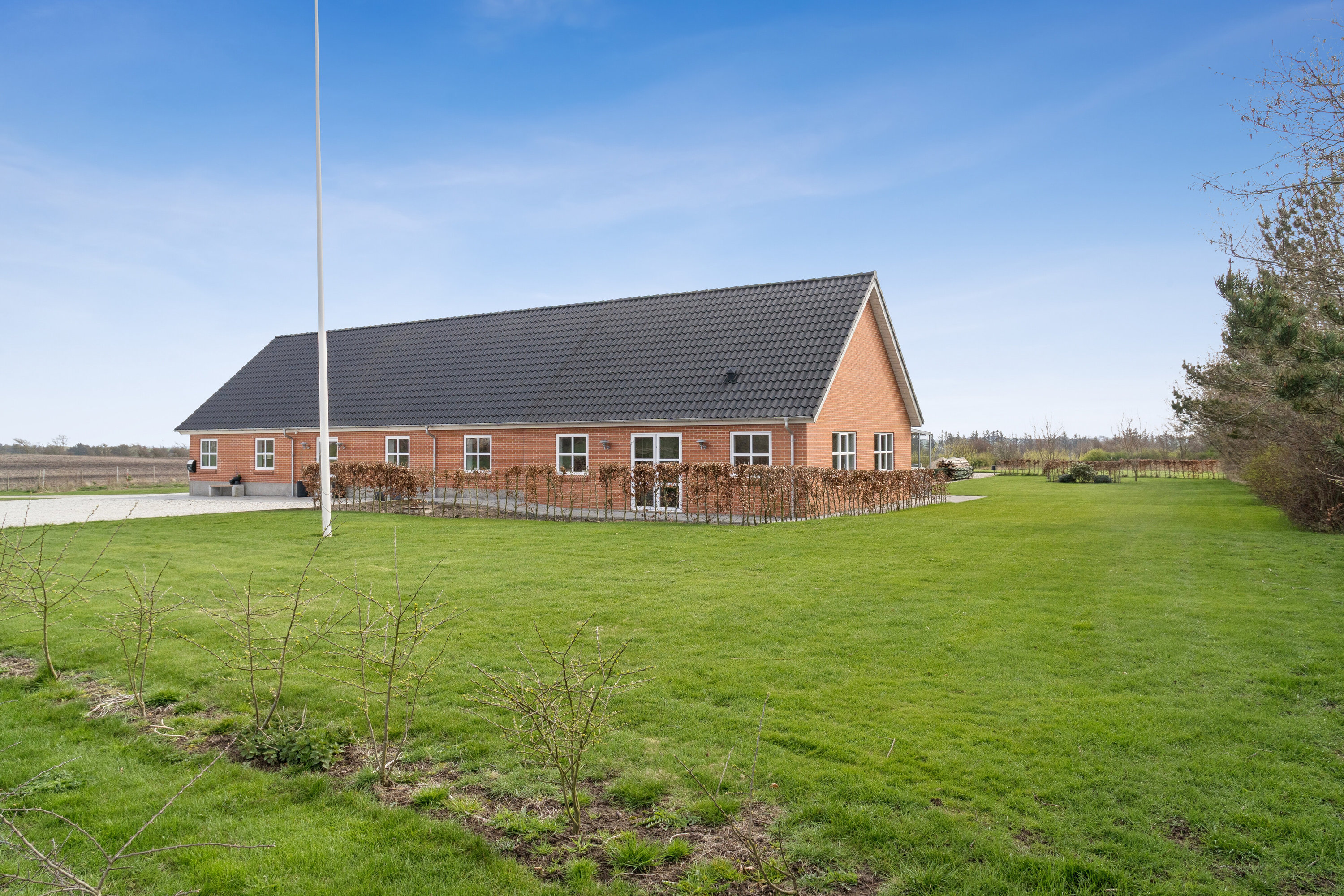 Fremhævet set fra haven billede i fuldskærmstilstand. Billede af Trapsandevej 21, Vang, 7700 Thisted