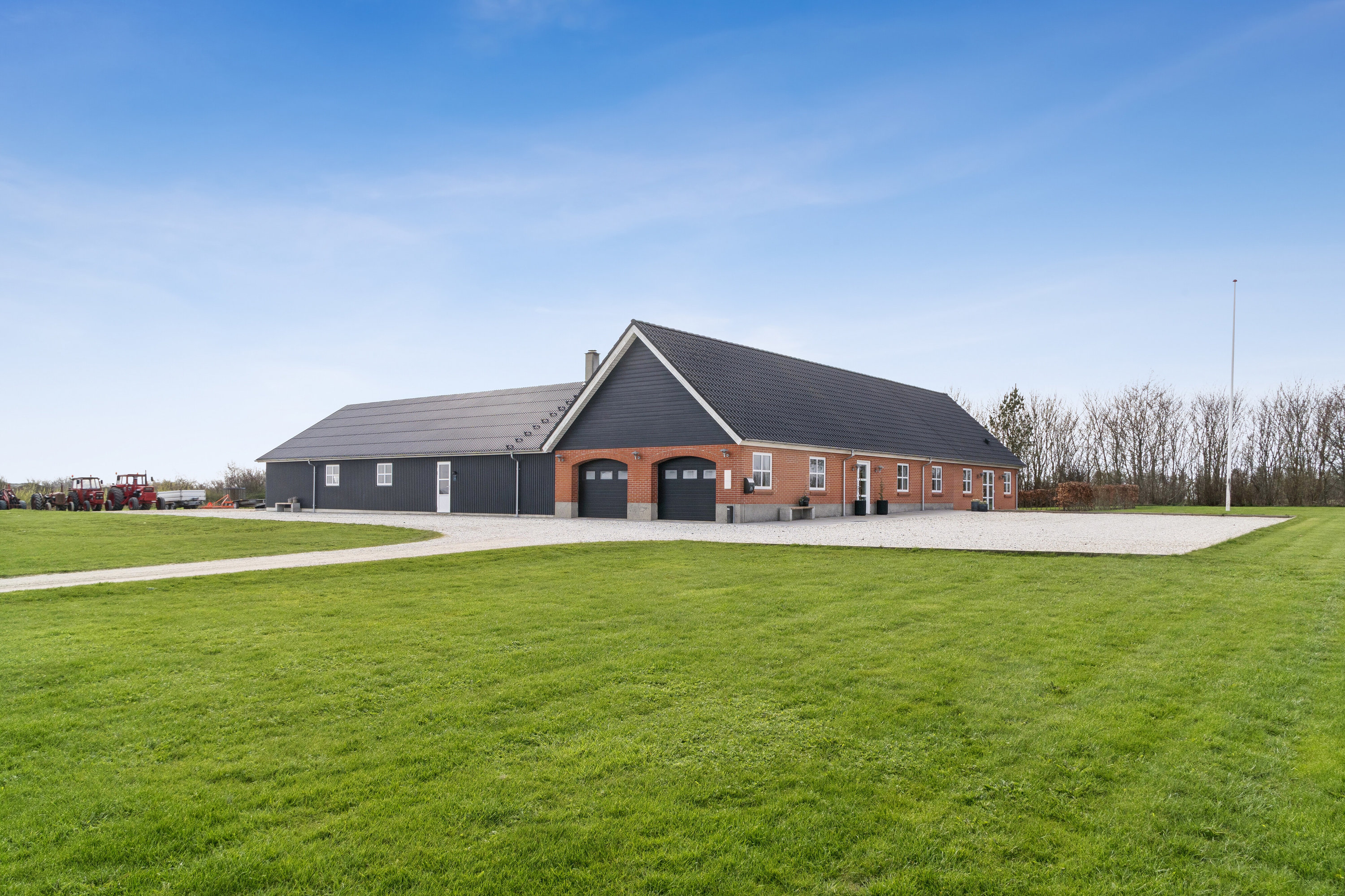 Fremhævet set fra vejen billede i fuldskærmstilstand. Billede af Trapsandevej 21, Vang, 7700 Thisted