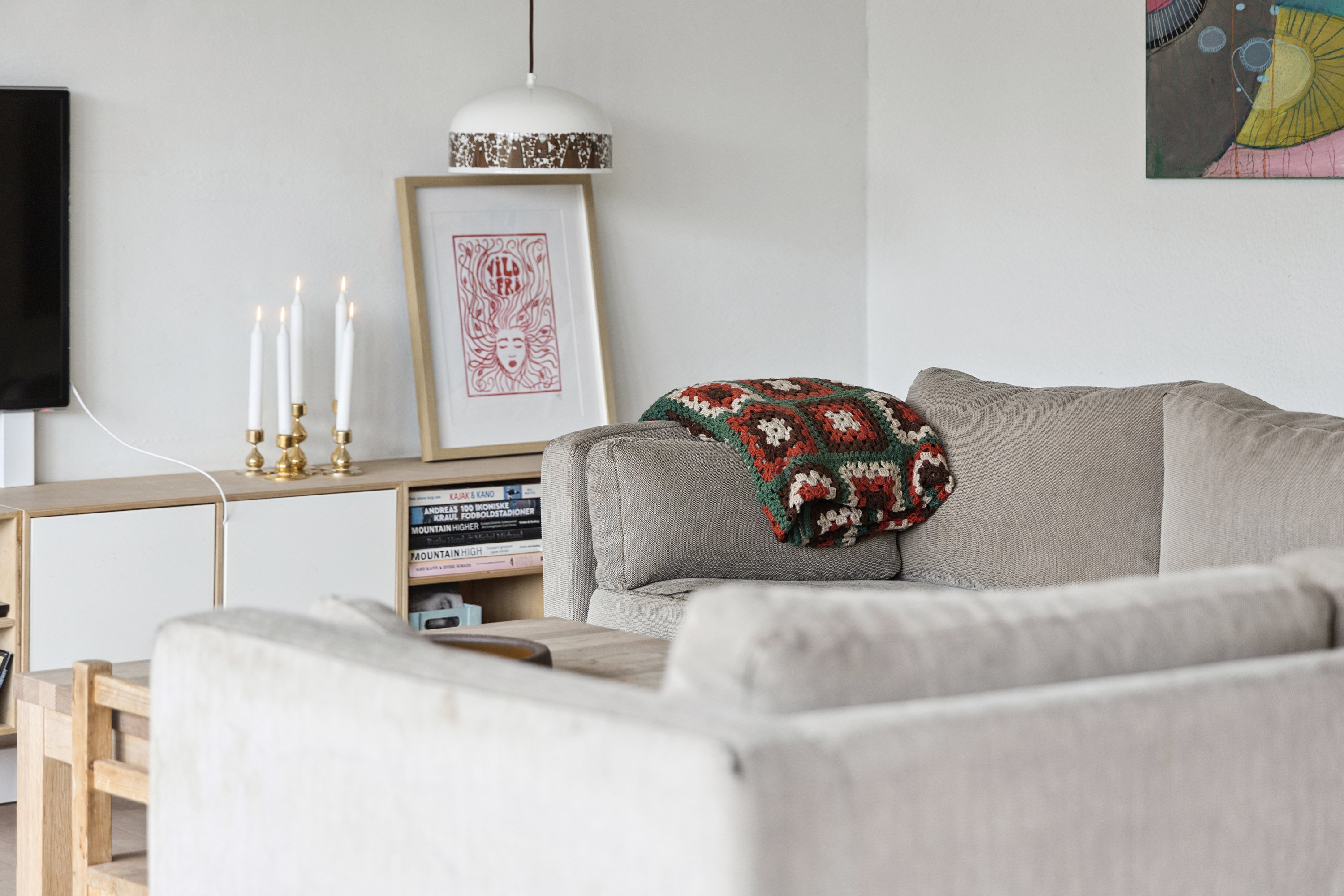 Fremhævet stue billede i fuldskærmstilstand. Billede af Kornelparken 100, 9310 Vodskov