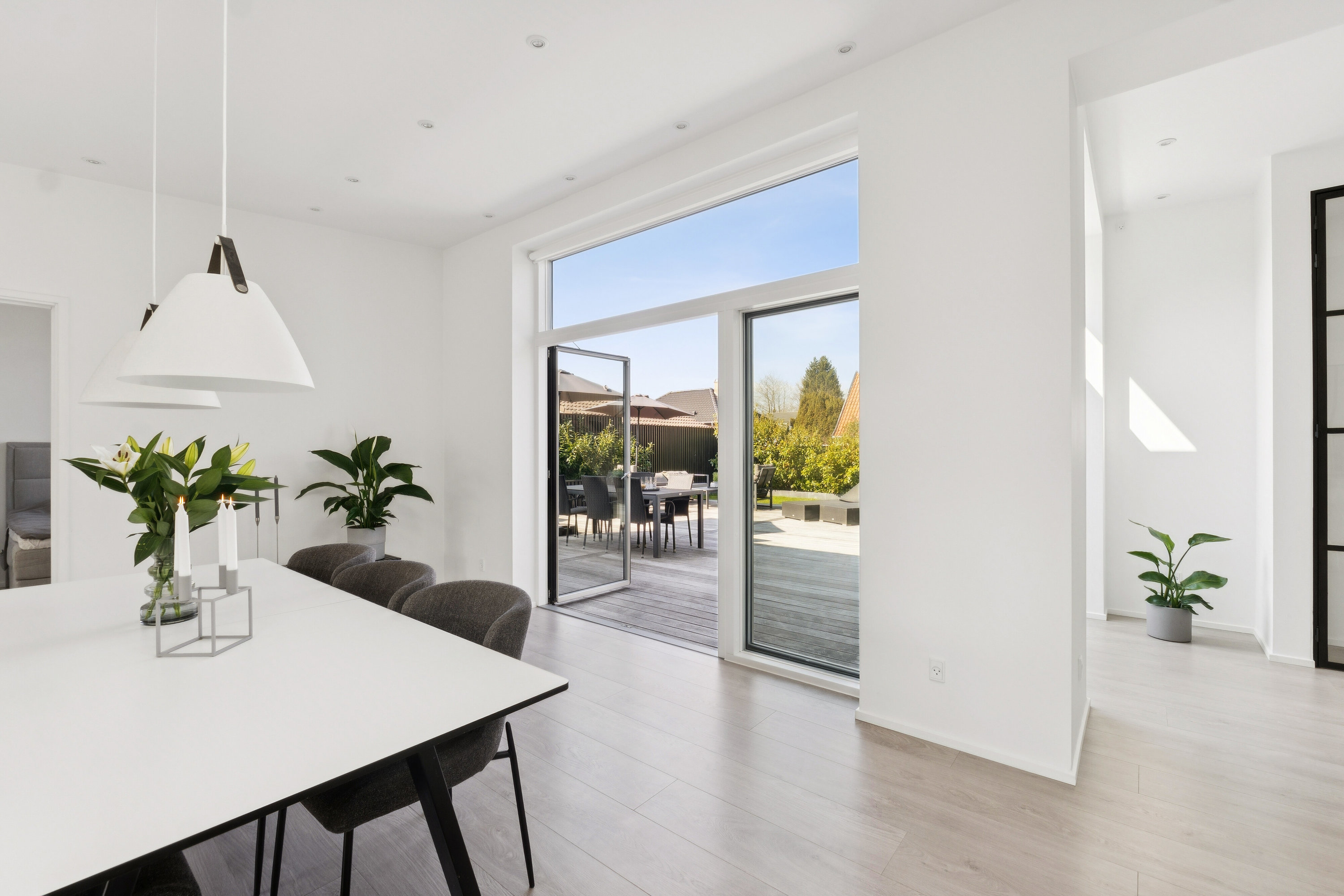 Fremhævet spisestue billede i fuldskærmstilstand. Billede af Lyngholmsvej 8, 2800 Kongens Lyngby