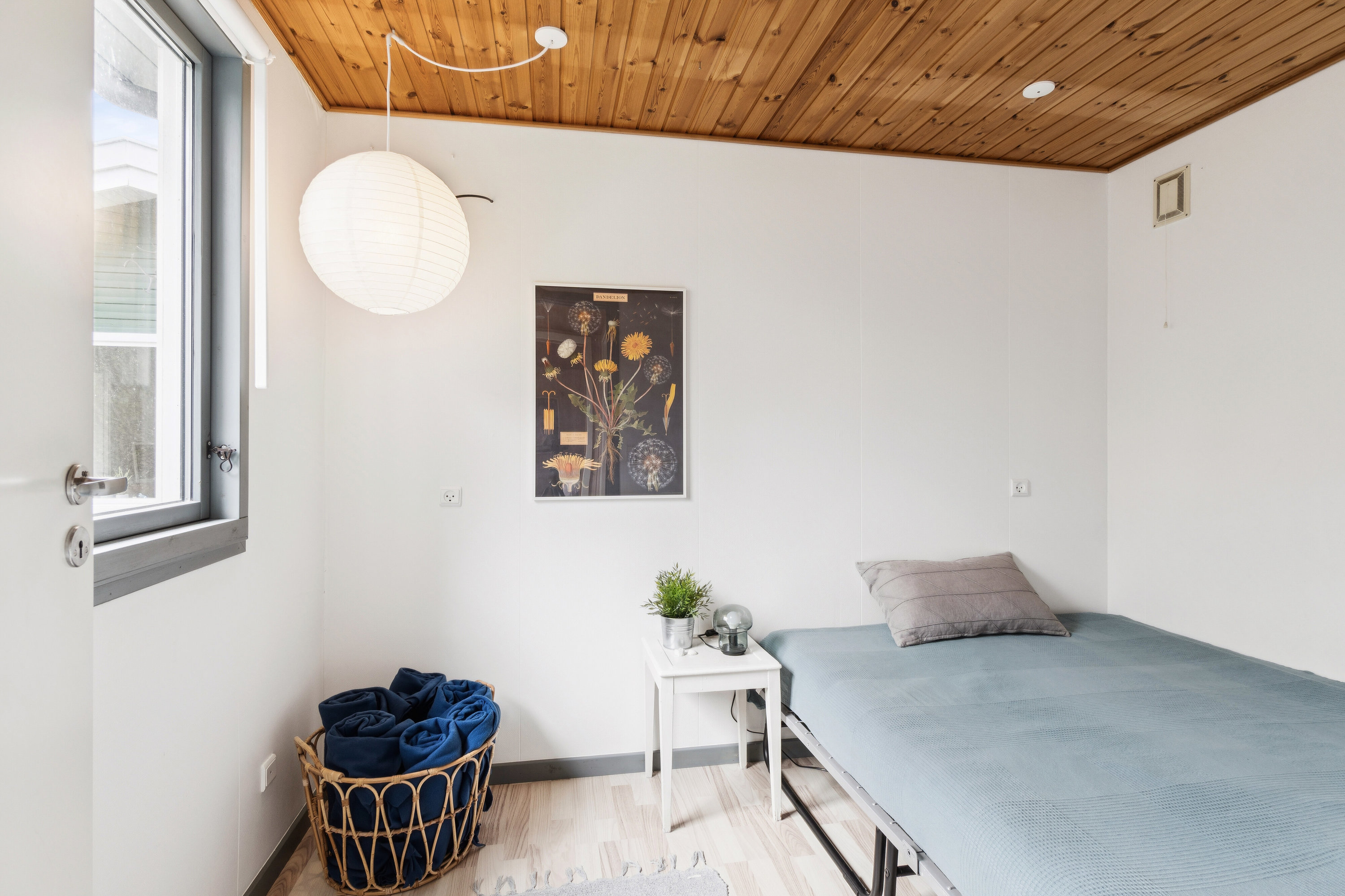 Fremhævet soveværelse billede i fuldskærmstilstand. Billede af Herlufholmsvej 3, Højby Lyng, 4573 Højby