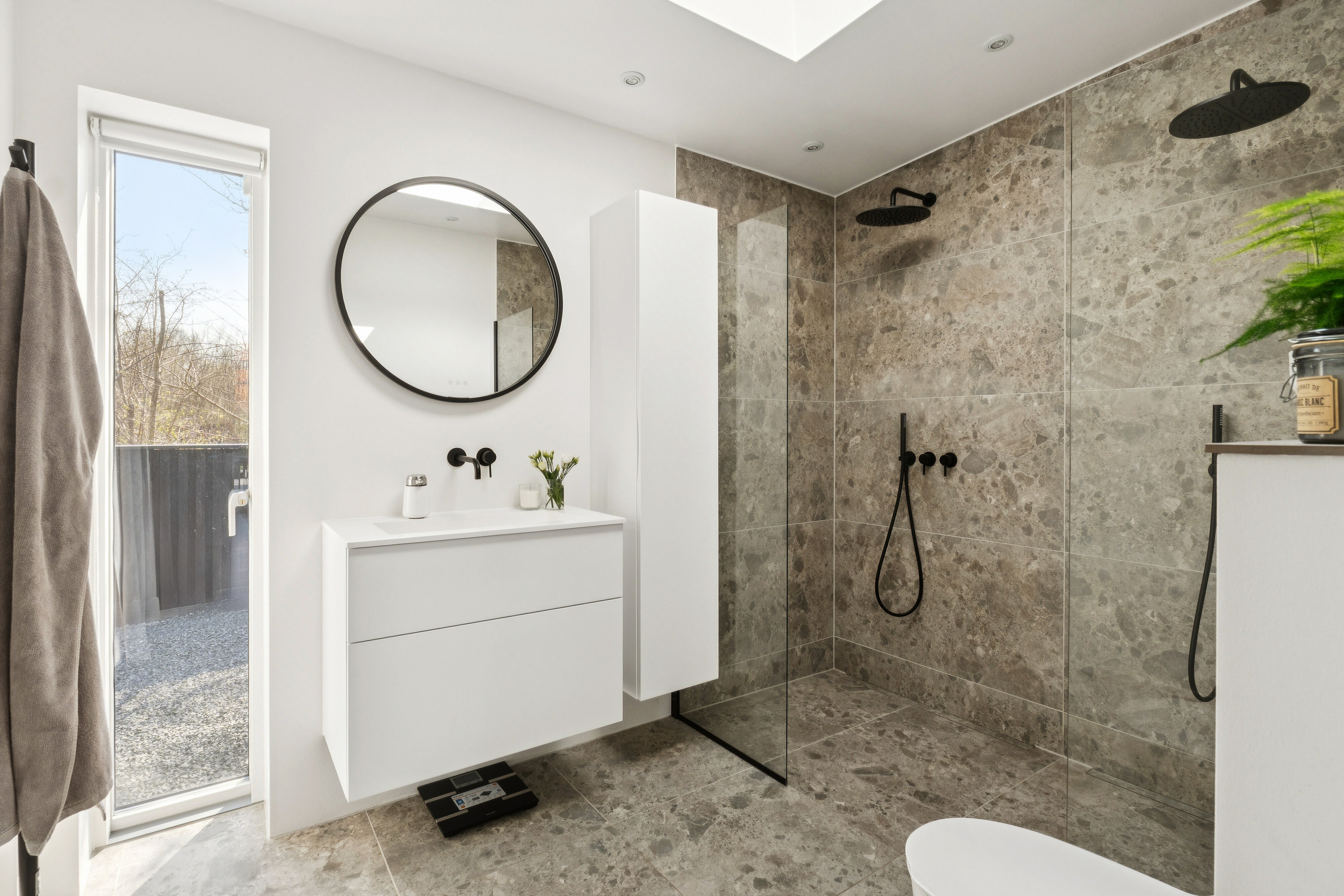 Fremhævet badeværelse billede i fuldskærmstilstand. Billede af Lyngholmsvej 8, 2800 Kongens Lyngby