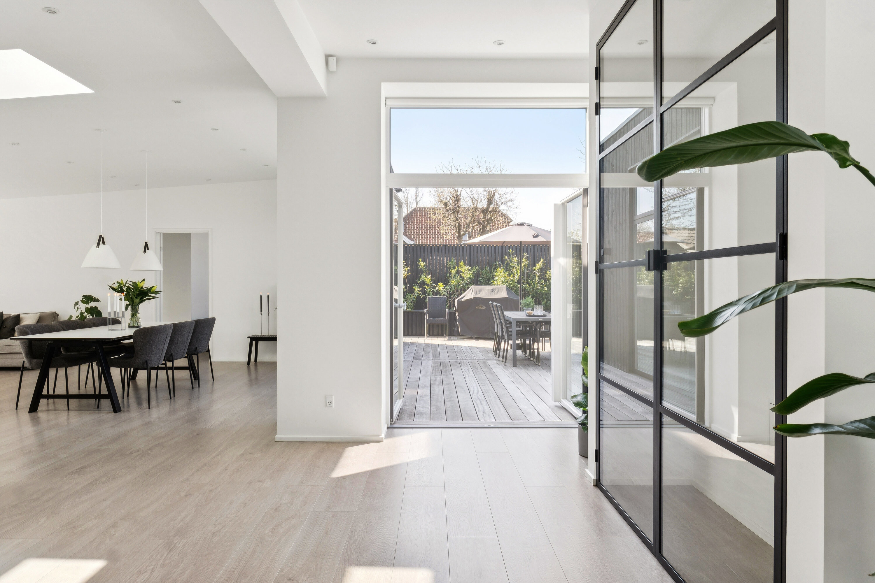 Fremhævet gang billede i fuldskærmstilstand. Billede af Lyngholmsvej 8, 2800 Kongens Lyngby