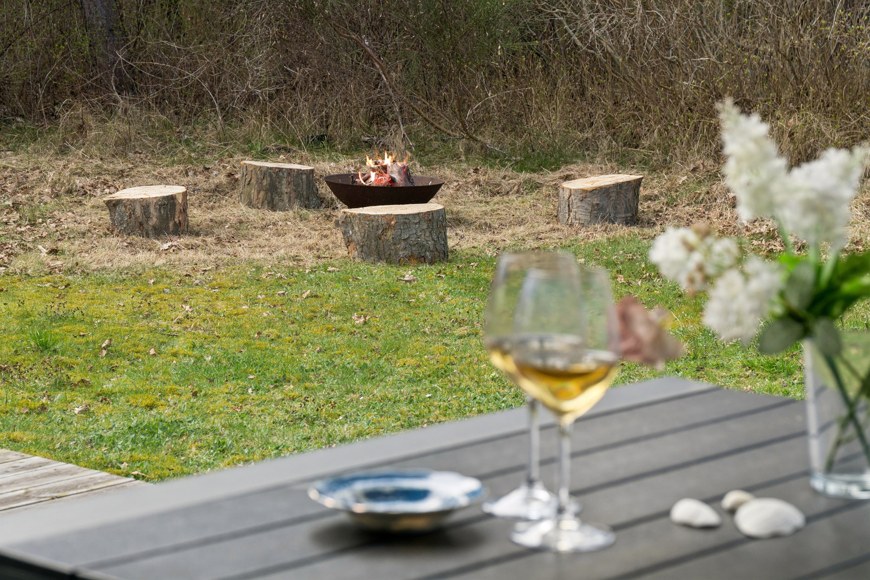 Fremhævet terrasse billede i fuldskærmstilstand. Billede af Herlufholmsvej 3, Højby Lyng, 4573 Højby