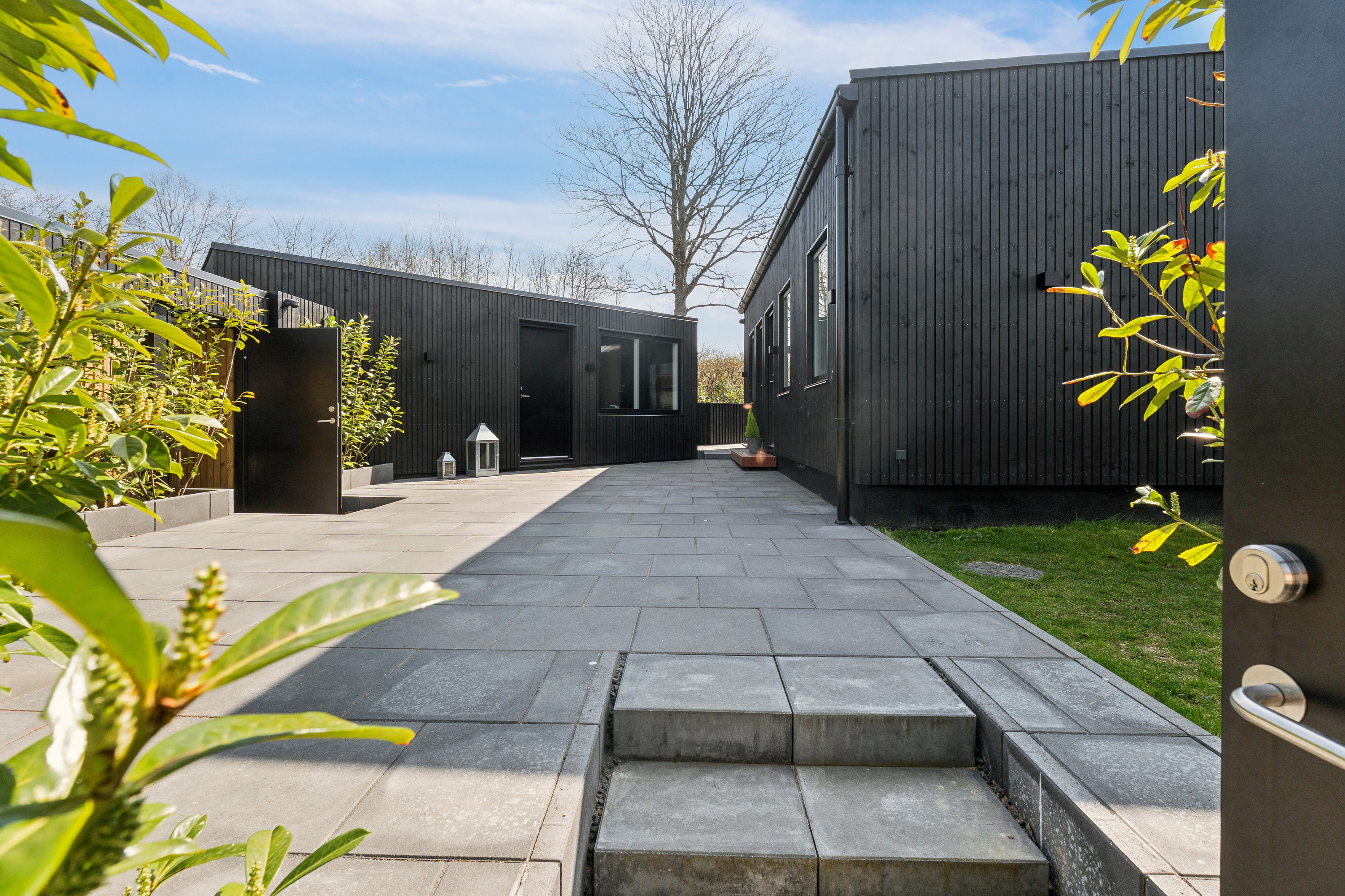 Fremhævet udendørs billede i fuldskærmstilstand. Billede af Lyngholmsvej 8, 2800 Kongens Lyngby