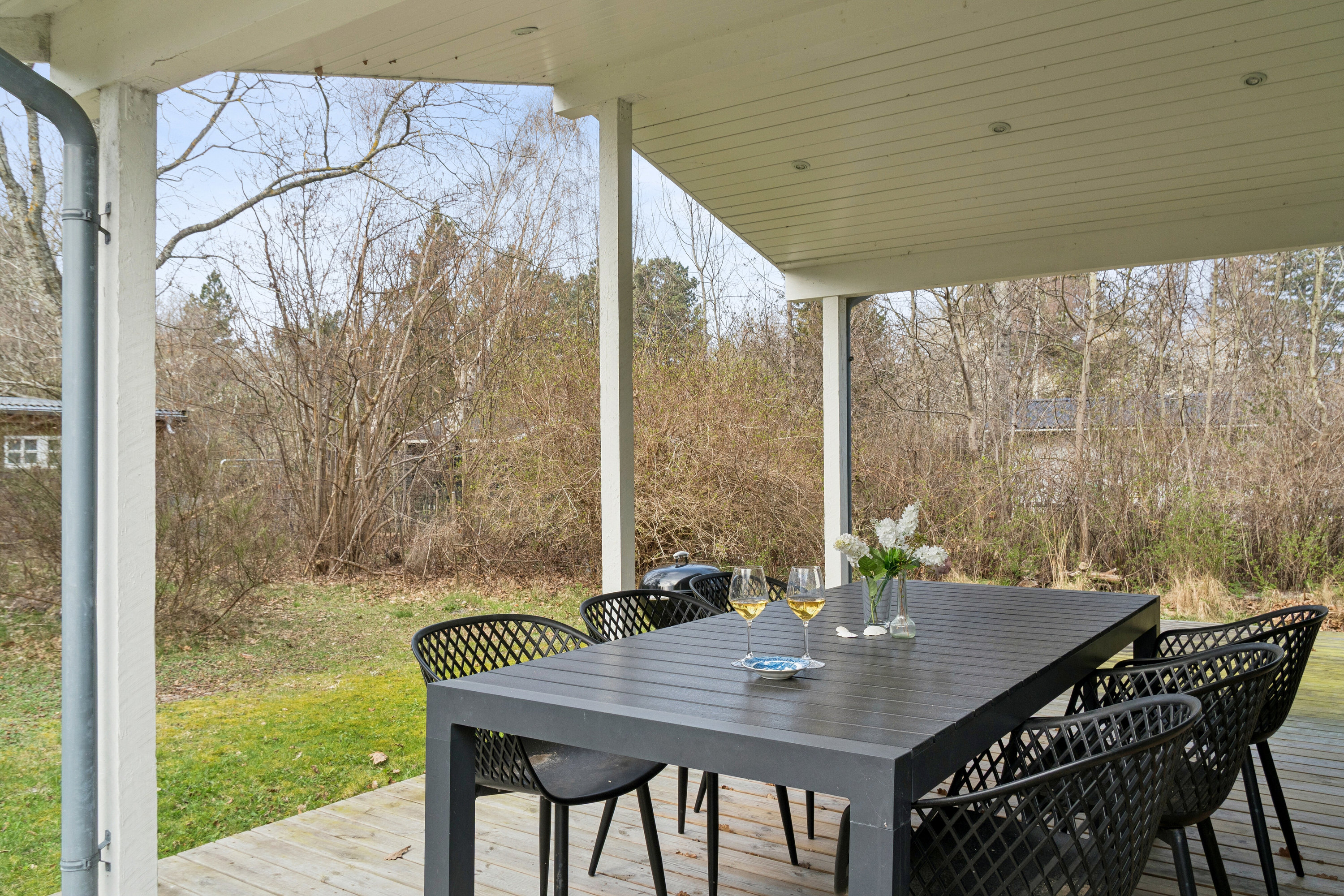 Fremhævet overdækket terrasse billede i fuldskærmstilstand. Billede af Herlufholmsvej 3, Højby Lyng, 4573 Højby