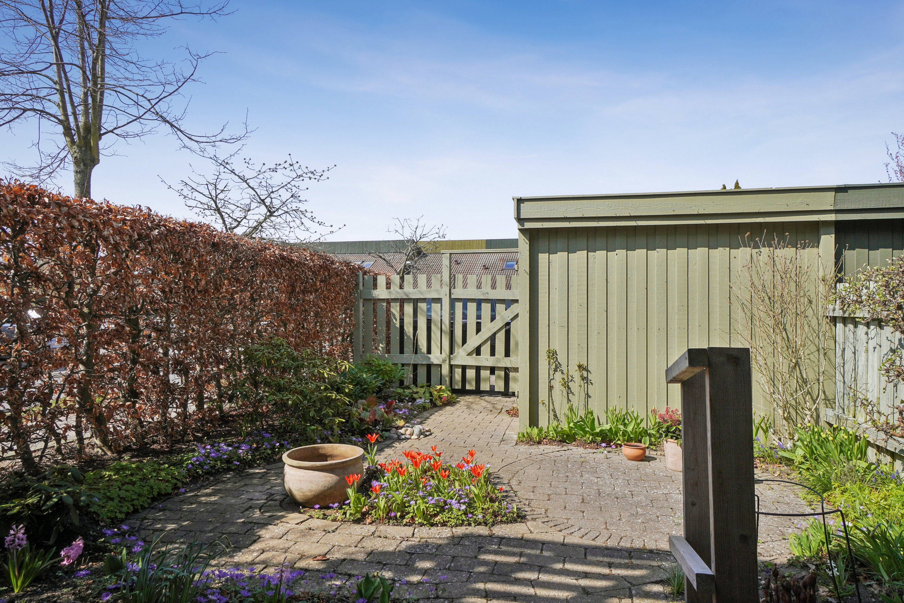 Fremhævet udendørs billede i fuldskærmstilstand. Billede af Terrasserne 140, Himmelev, 4000 Roskilde