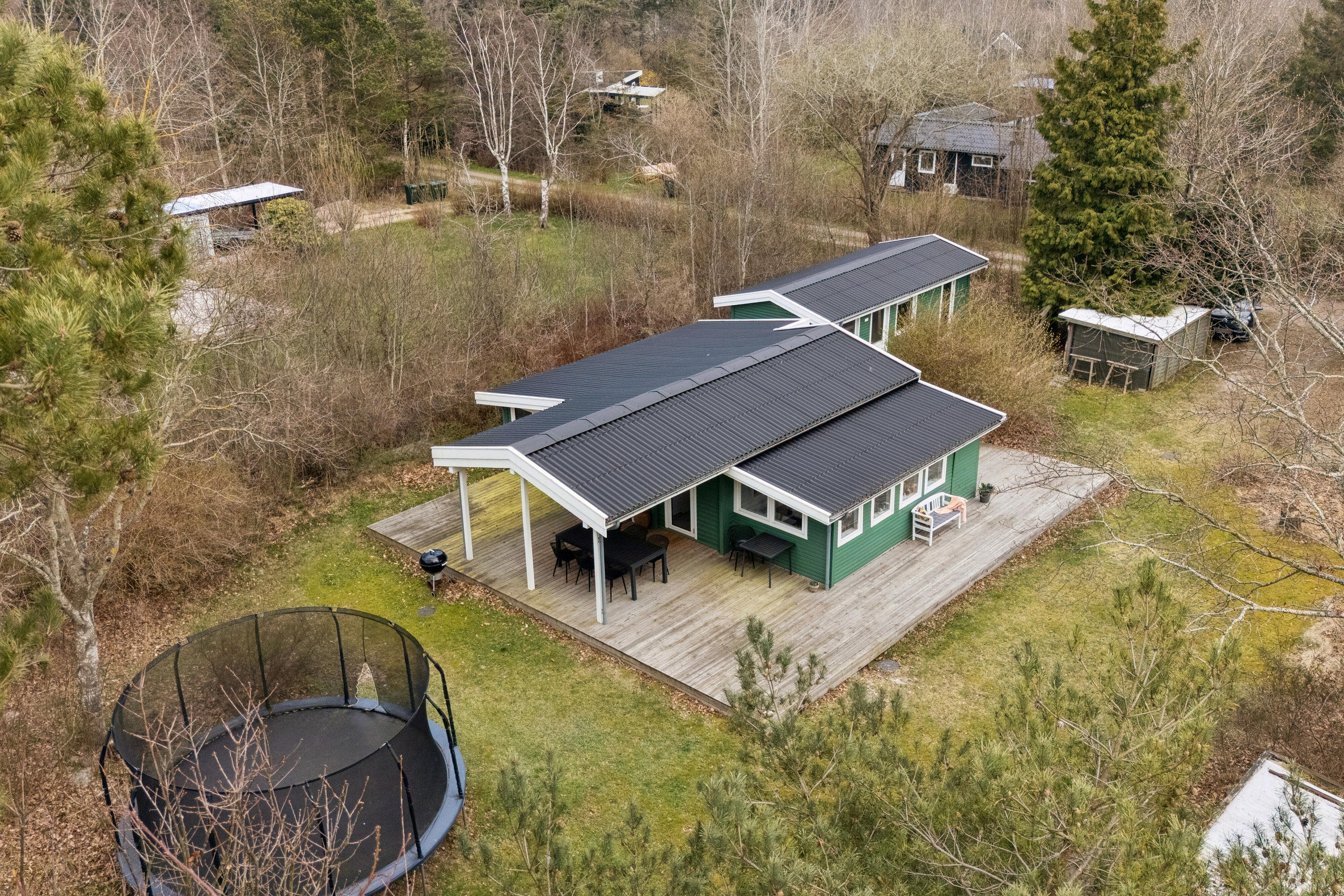 Fremhævet luftfoto billede i fuldskærmstilstand. Billede af Herlufholmsvej 3, Højby Lyng, 4573 Højby