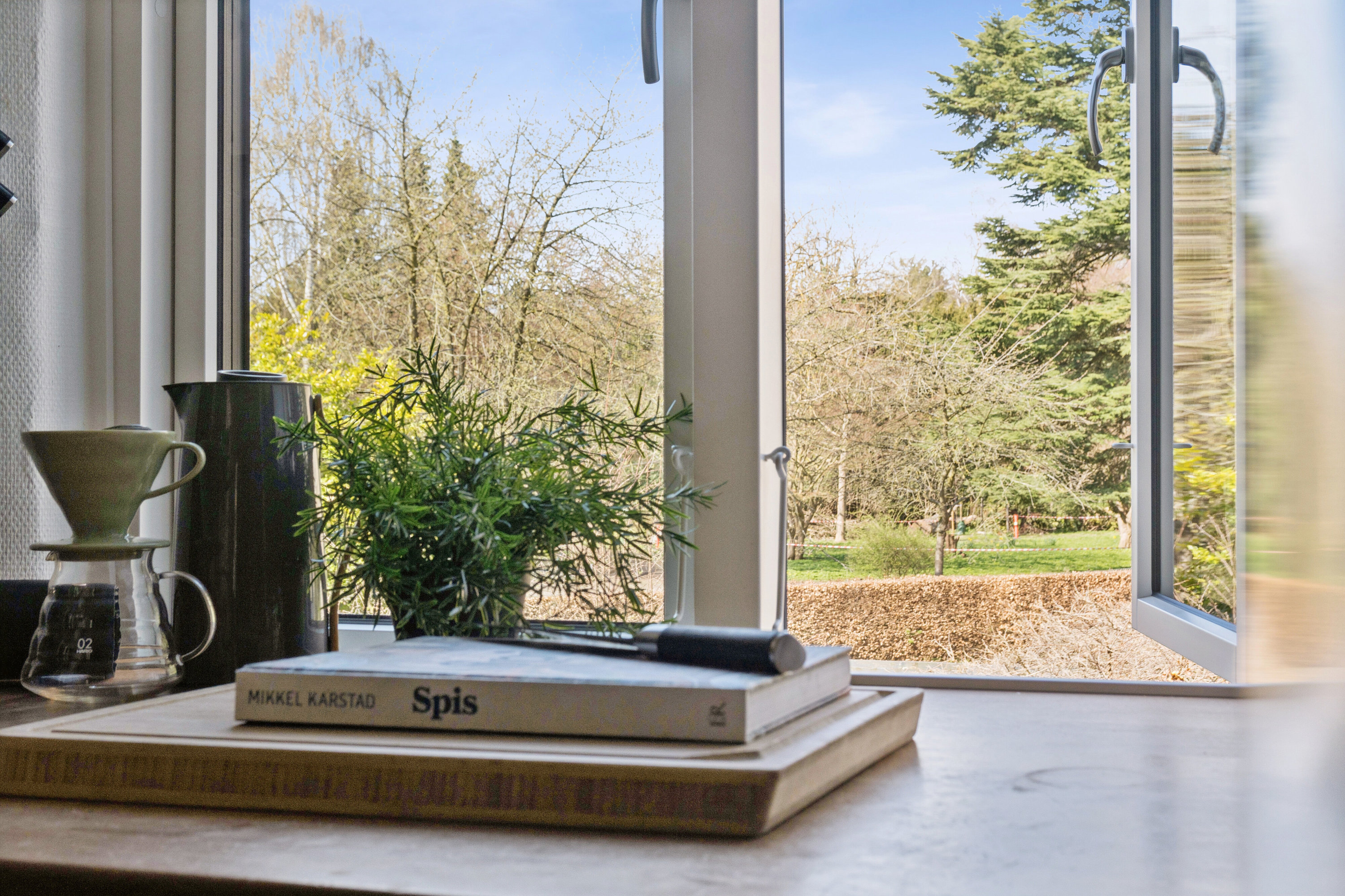 Fremhævet indendørs billede i fuldskærmstilstand. Billede af Johan Kellers Vej 42, 1. th., 2450 København SV