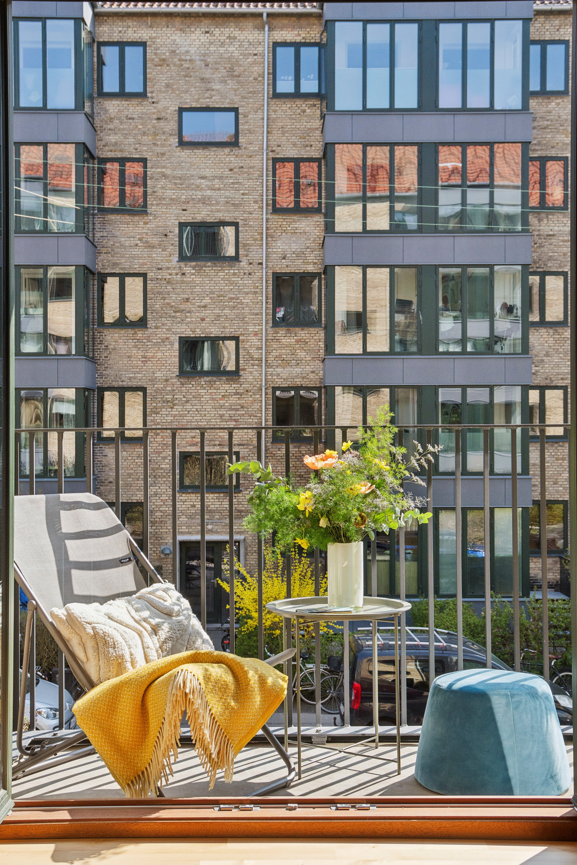 Fremhævet altan billede i fuldskærmstilstand. Billede af Johan Kellers Vej 42, 1. th., 2450 København SV