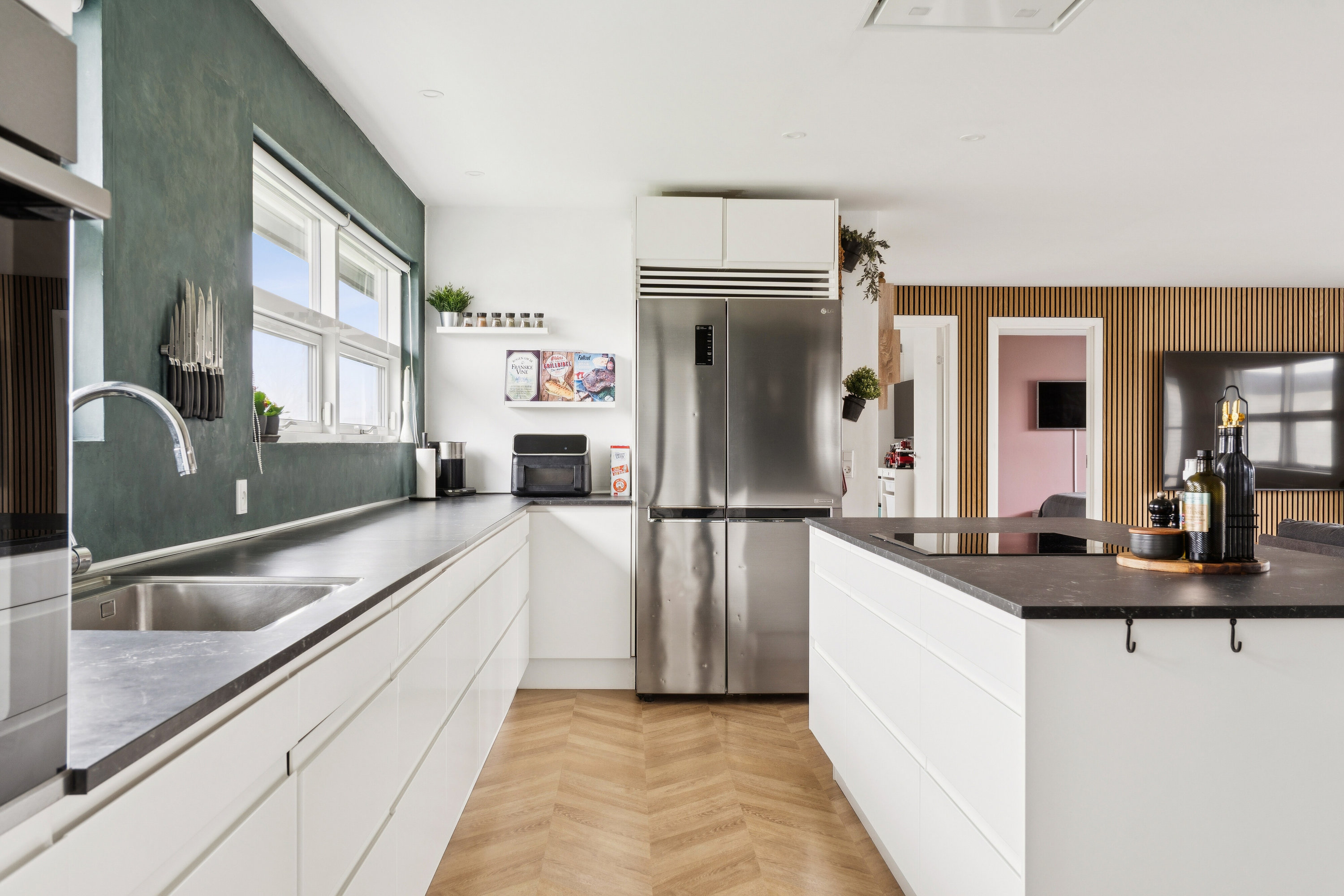 Fremhævet køkken billede i fuldskærmstilstand. Billede af Harevænget 141, 5800 Nyborg