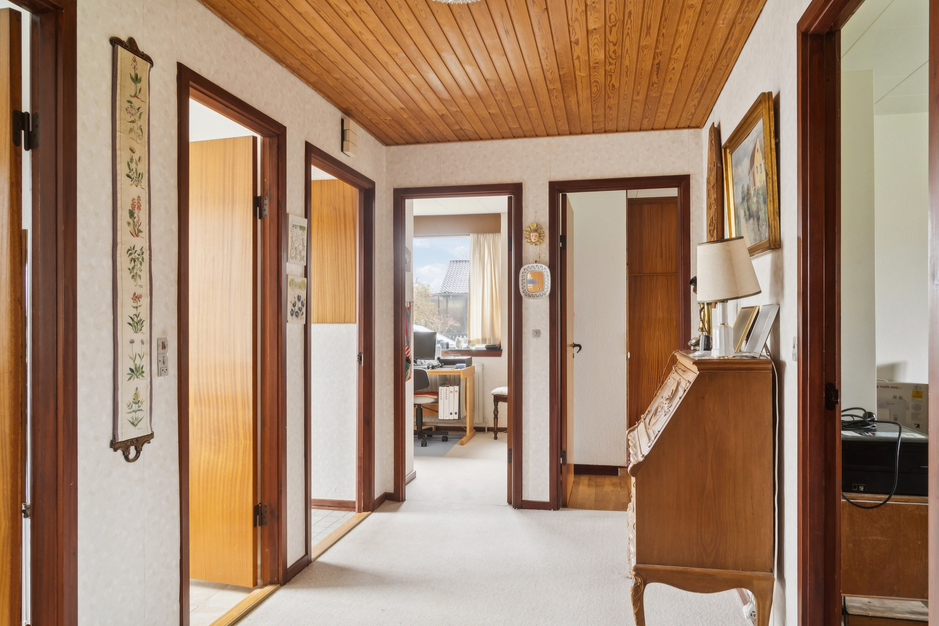 Fremhævet gang billede i fuldskærmstilstand. Billede af Agervej 39, 8320 Mårslet