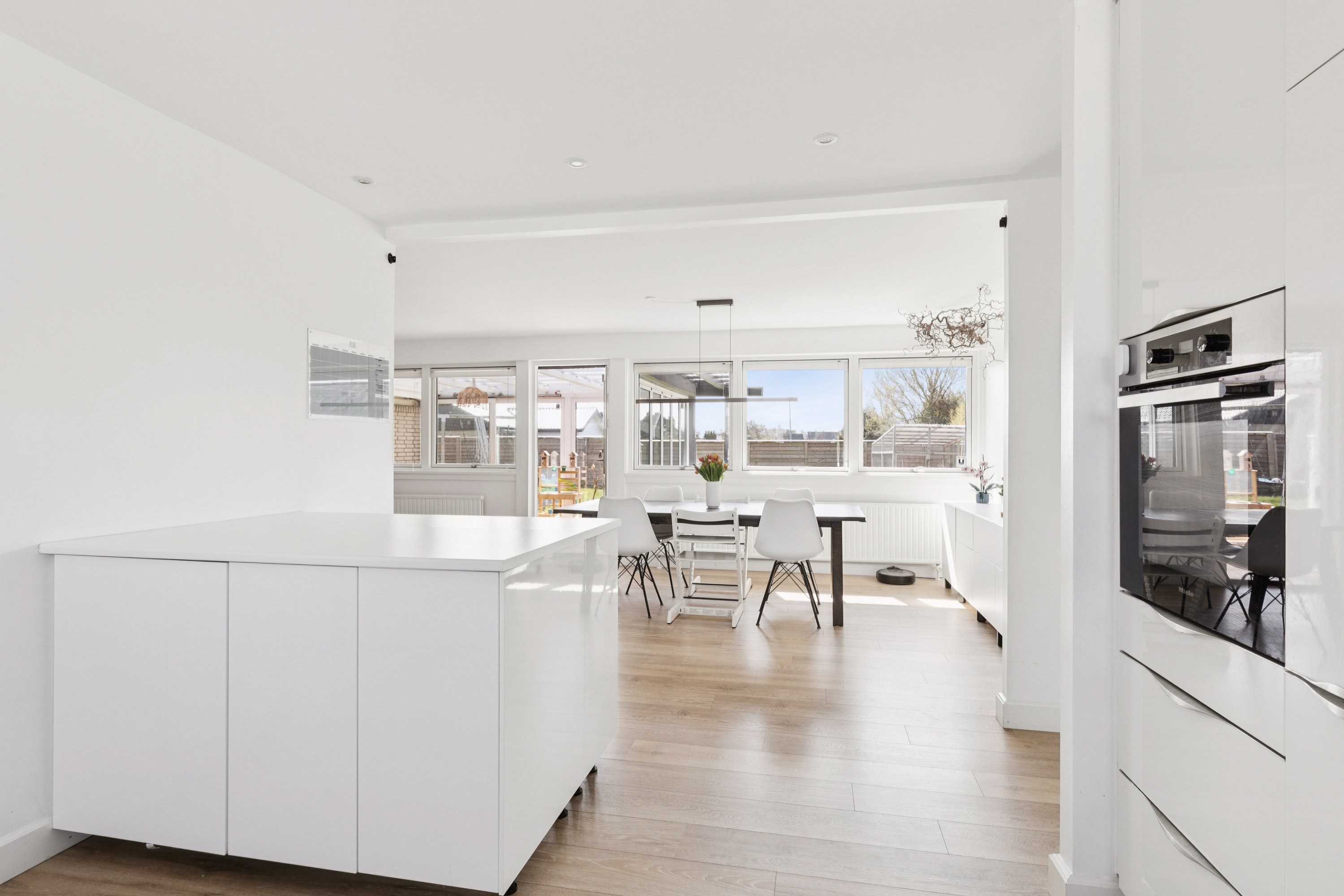 Fremhævet køkken  billede i fuldskærmstilstand. Billede af Birkevang 80, Fløng, 2640 Hedehusene