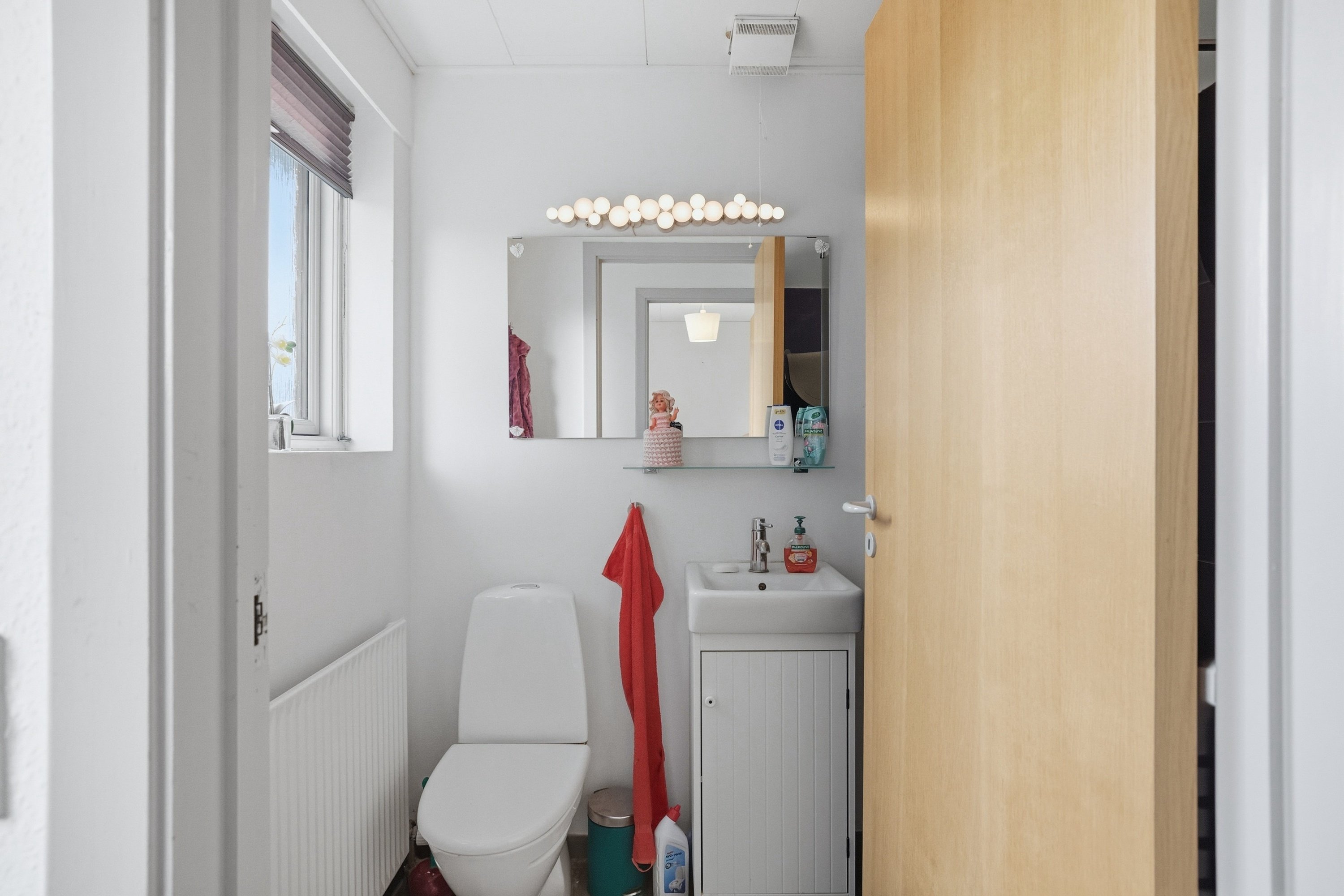 Fremhævet  billede i fuldskærmstilstand. Billede af Drejøvænget 9, True, 8381 Tilst