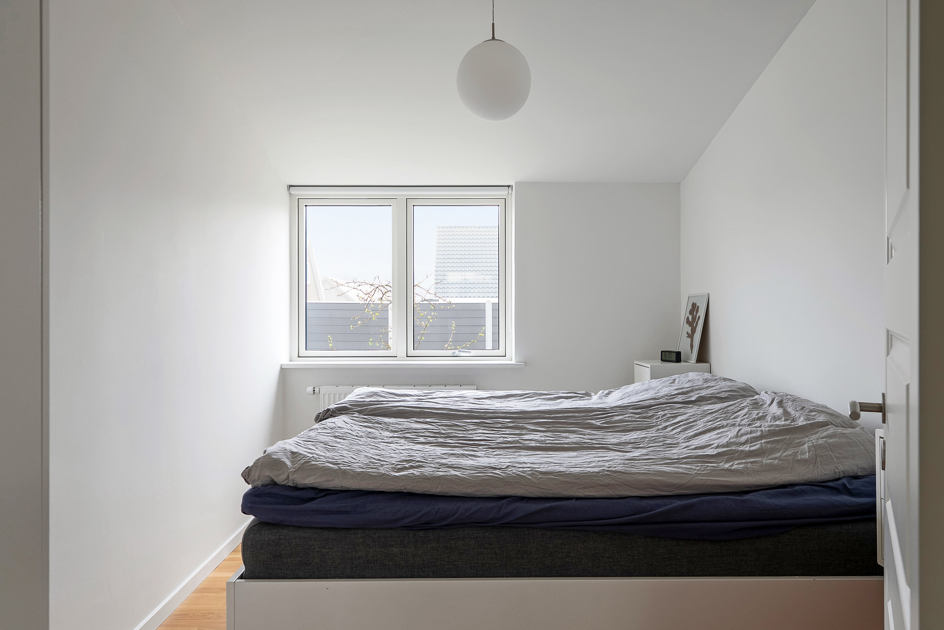 Fremhævet soveværelse billede i fuldskærmstilstand. Billede af Egilsvej 22, Højstrup, 5210 Odense NV