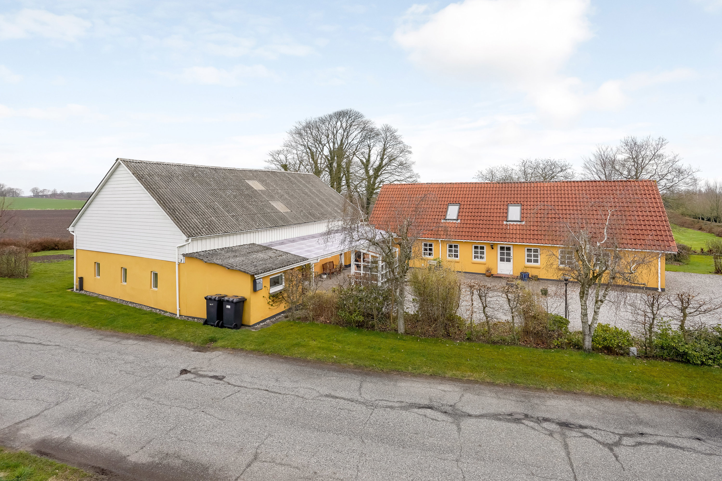 Fremhævet ejendommen billede i fuldskærmstilstand. Billede af Saksmosevej 7, 7300 Jelling