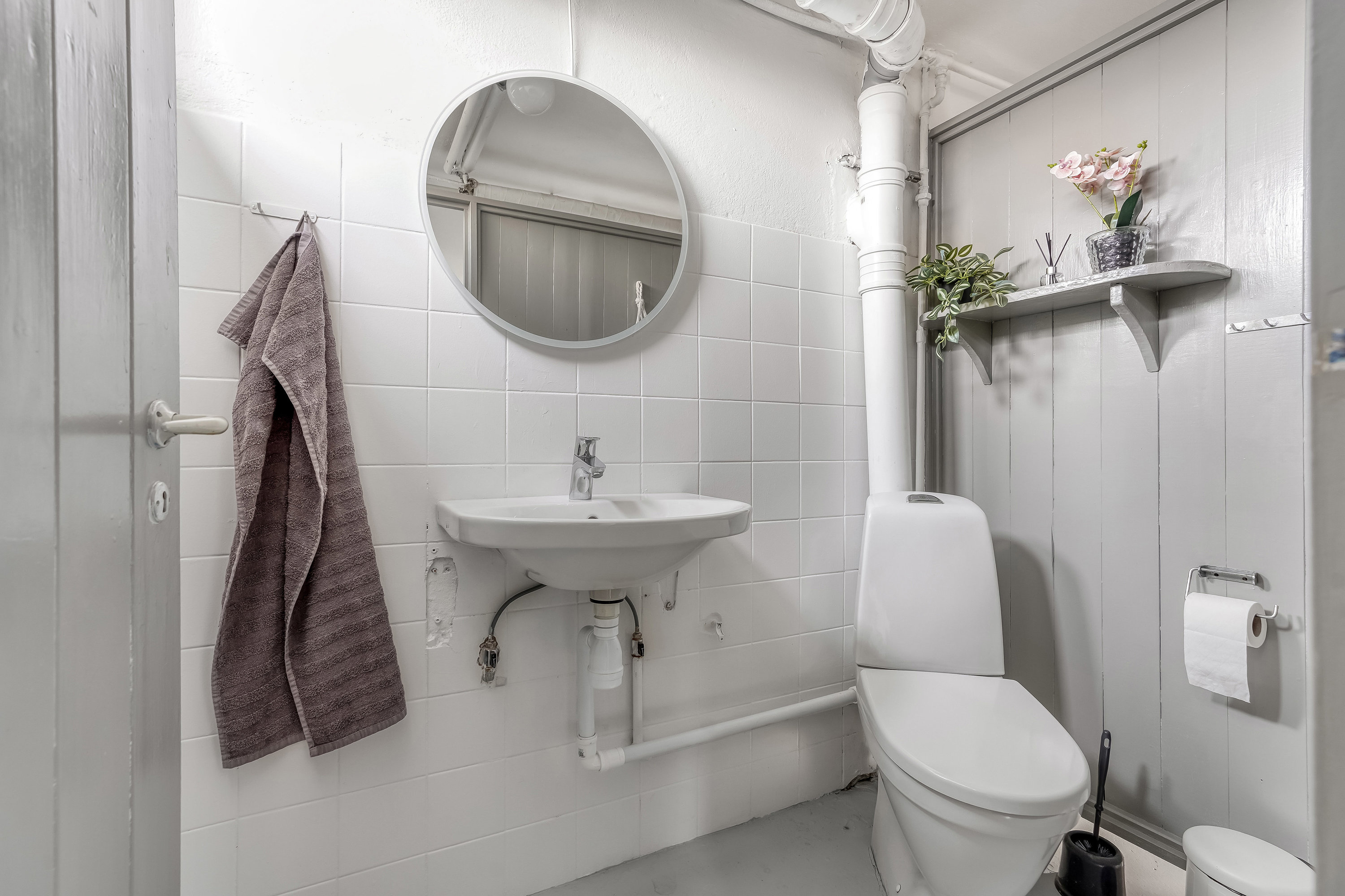 Fremhævet toilet billede i fuldskærmstilstand. Billede af Mølletoften 2, 8740 Brædstrup