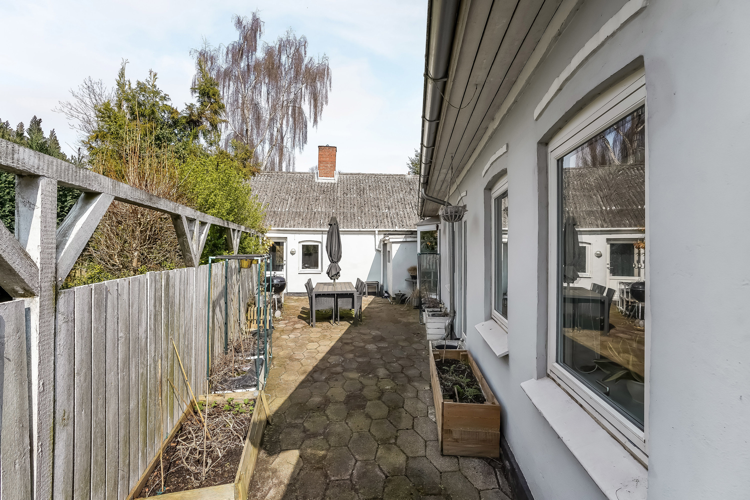 Fremhævet terrasse billede i fuldskærmstilstand. Billede af Hesselballevej 30, 7171 Uldum