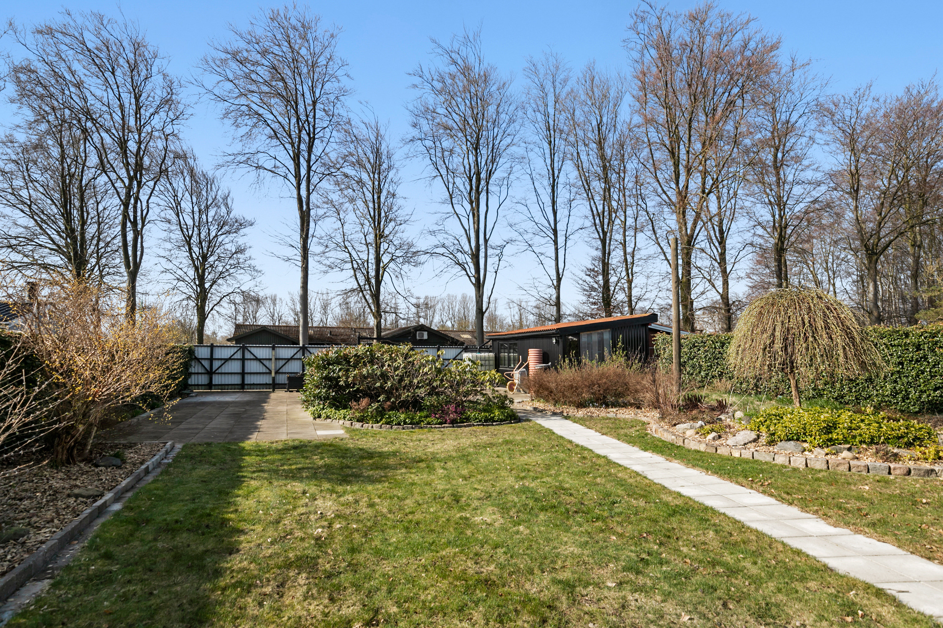 Fremhævet have billede i fuldskærmstilstand. Billede af Sommervænget 3, 9700 Brønderslev