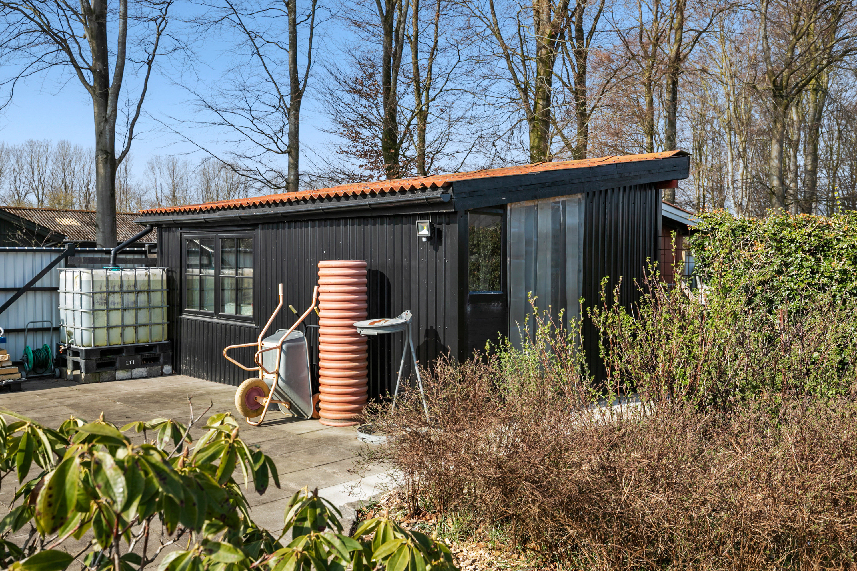 Fremhævet skur billede i fuldskærmstilstand. Billede af Sommervænget 3, 9700 Brønderslev