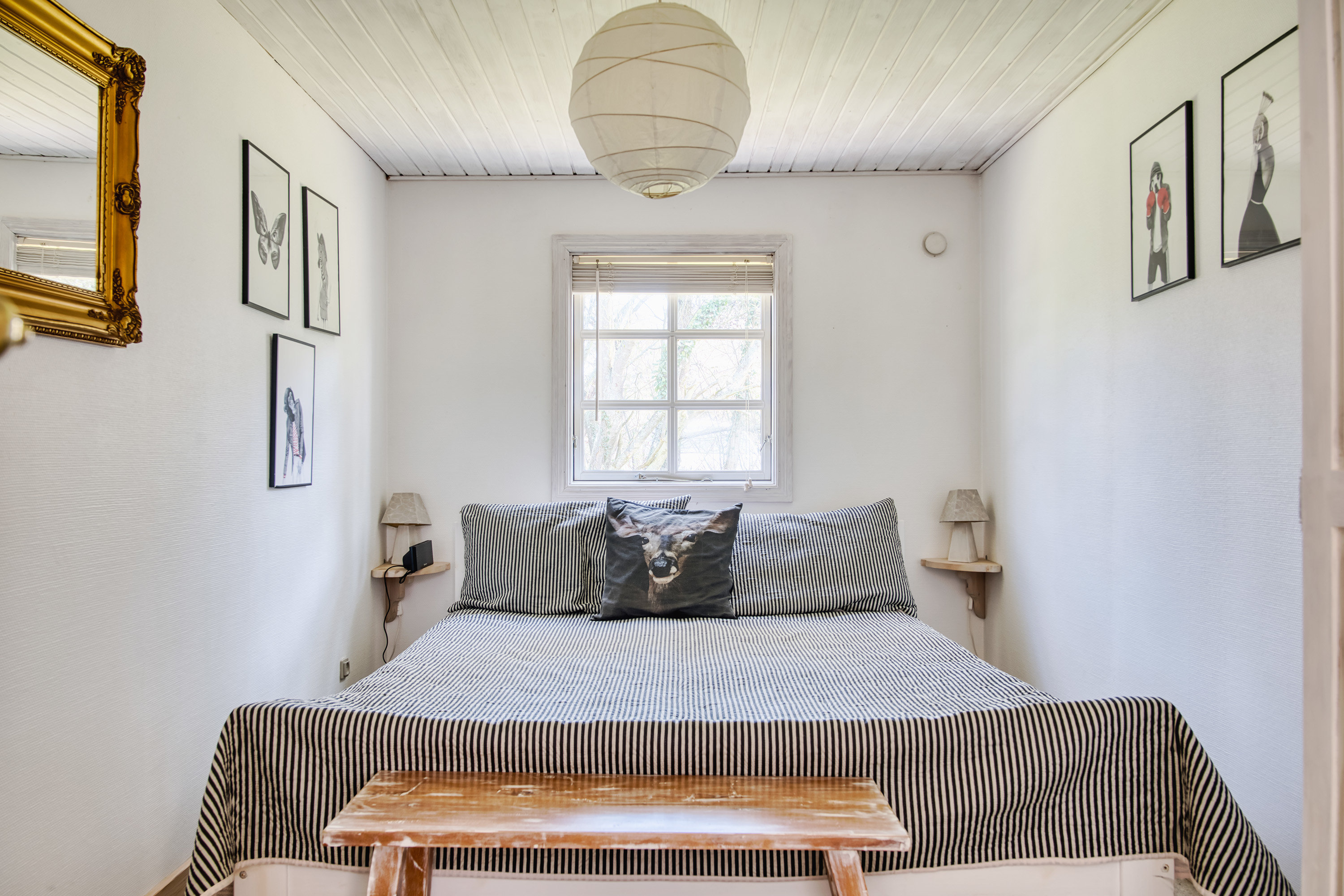 Fremhævet soveværelse billede i fuldskærmstilstand. Billede af Solvænget 3, 4873 Væggerløse