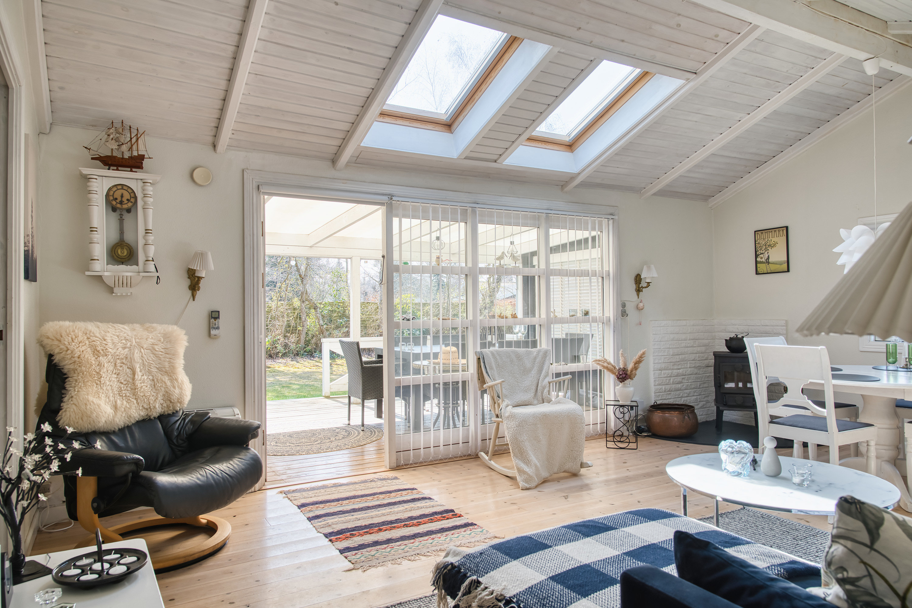 Fremhævet stue billede i fuldskærmstilstand. Billede af Solvænget 3, 4873 Væggerløse