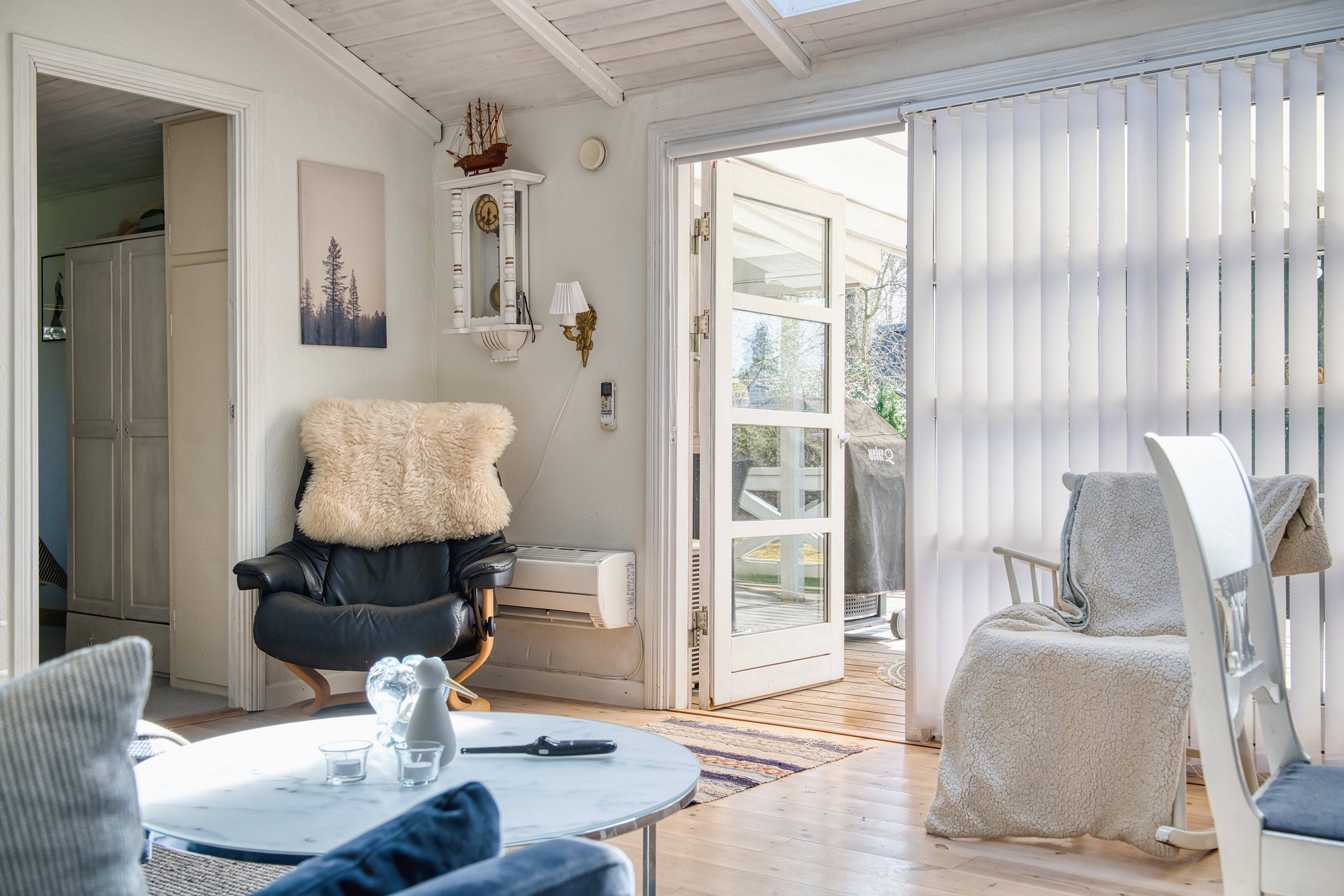 Fremhævet stue billede i fuldskærmstilstand. Billede af Solvænget 3, 4873 Væggerløse