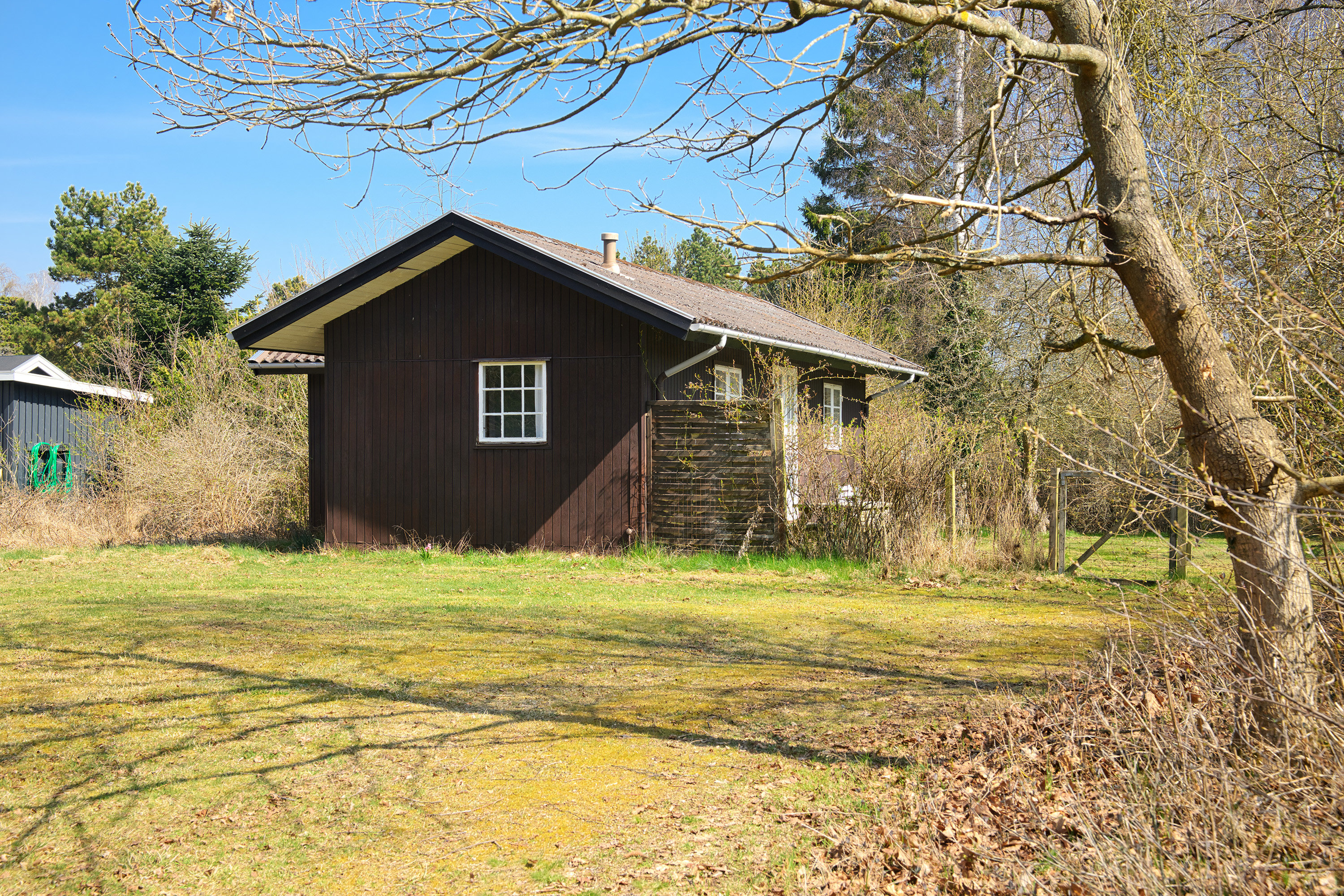 Fremhævet facade billede i fuldskærmstilstand. Billede af Pedersdalvænget 24, 4873 Væggerløse