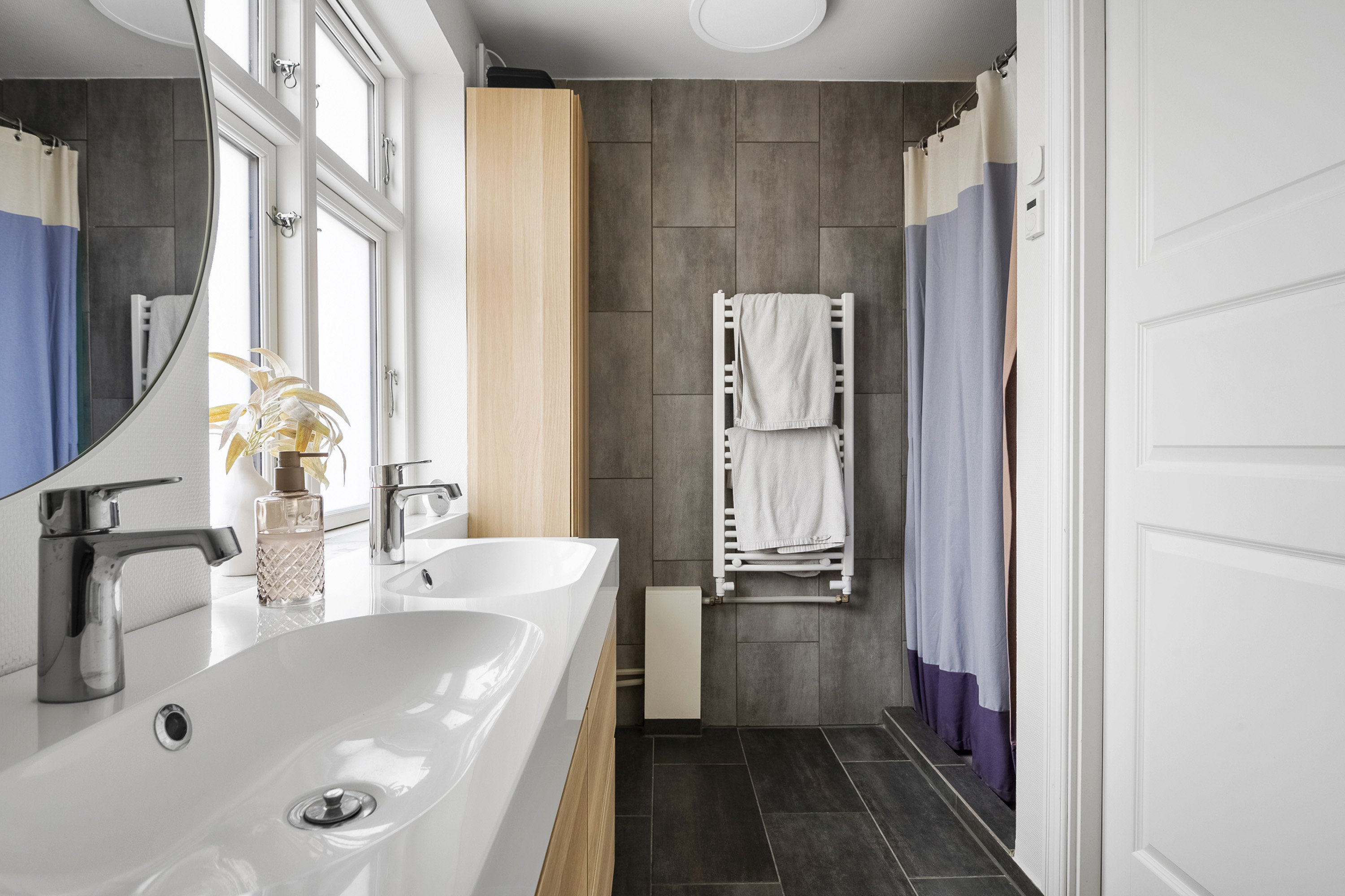 Fremhævet badeværelse billede i fuldskærmstilstand. Billede af Rådhusgade 35, 8300 Odder