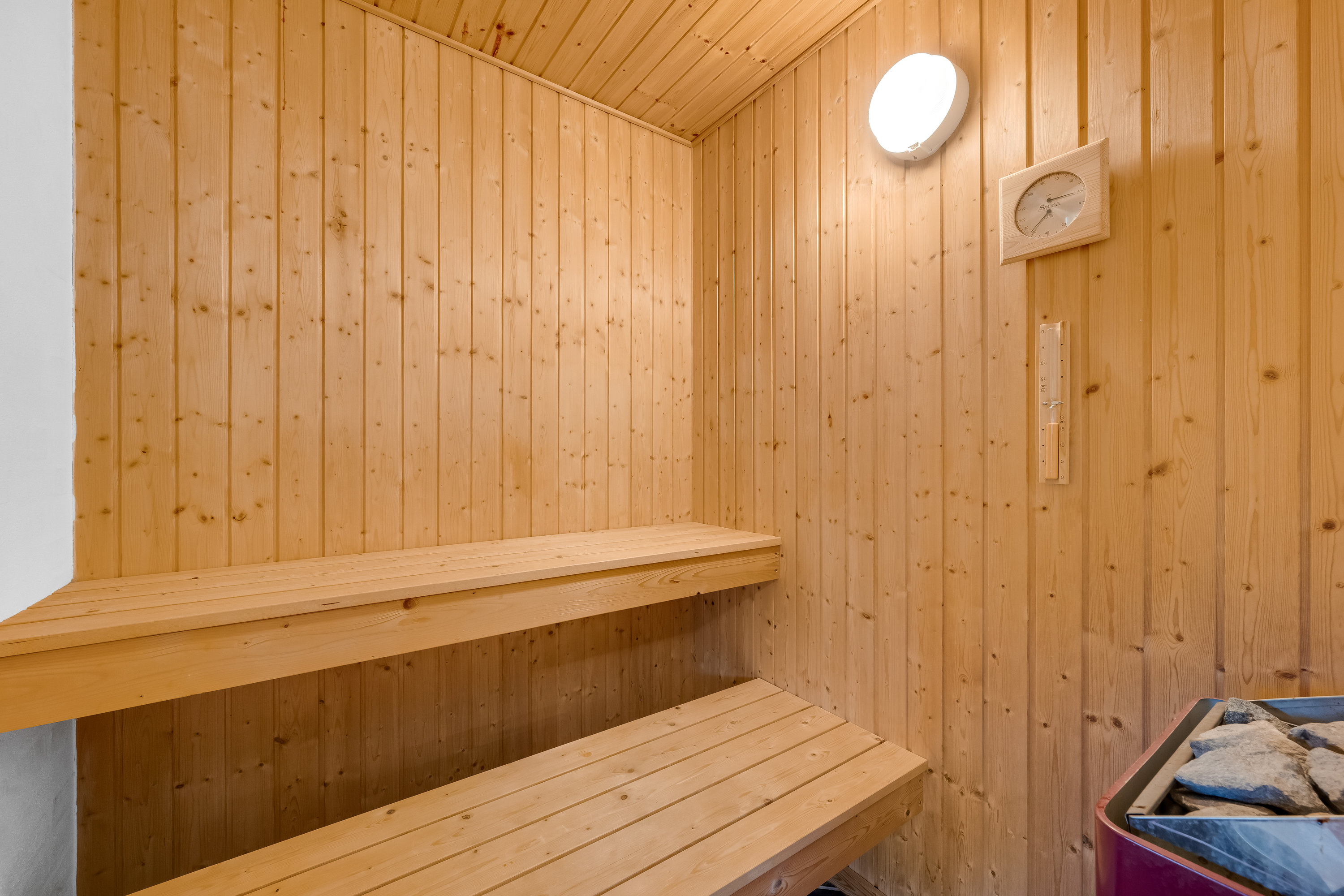 Fremhævet trappe billede i fuldskærmstilstand. Billede af Bjerregårdsvej 314, Bjerregaard, 6960 Hvide Sande