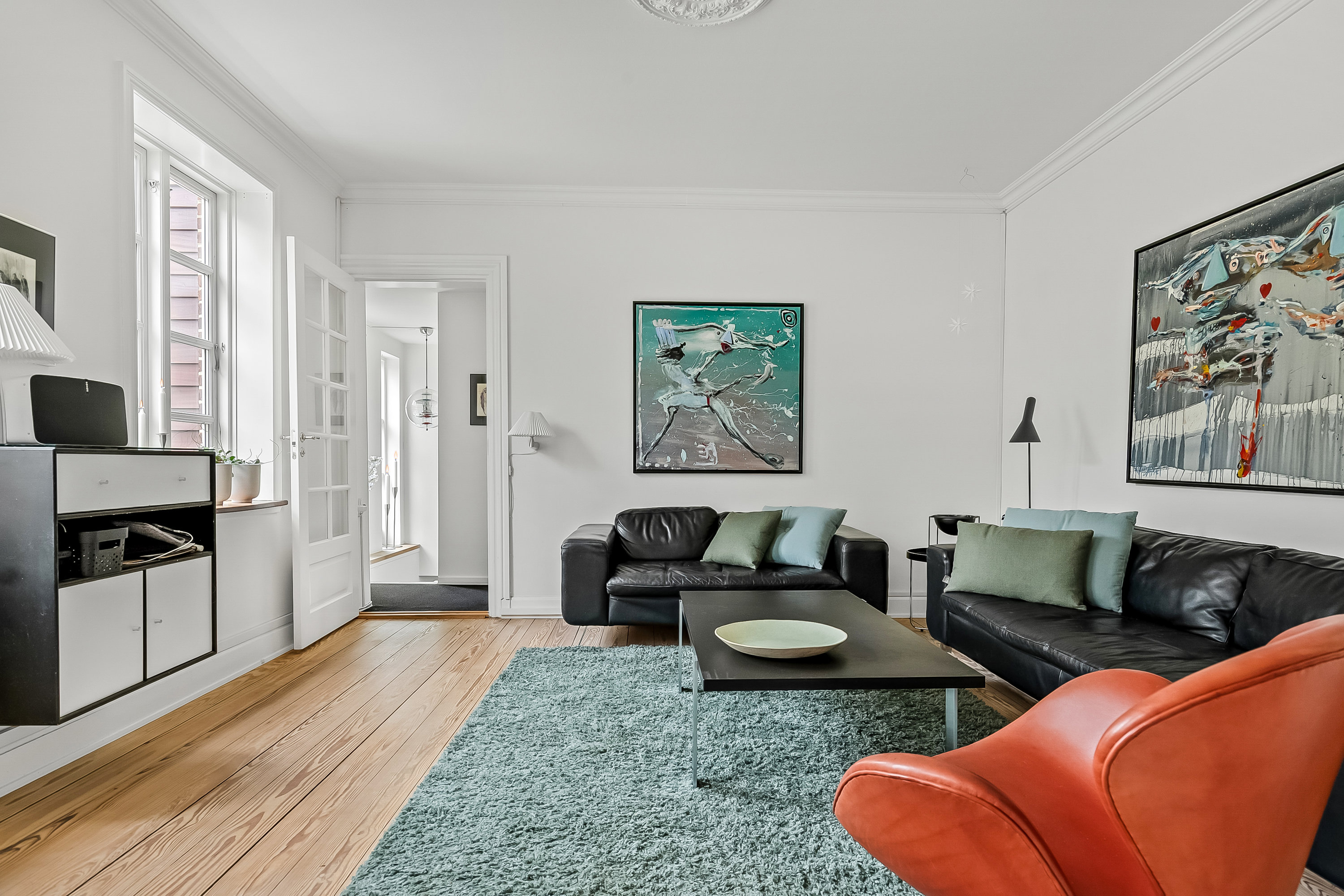 Fremhævet stue billede i fuldskærmstilstand. Billede af Stationsvej 44, Brejning, 7080 Børkop