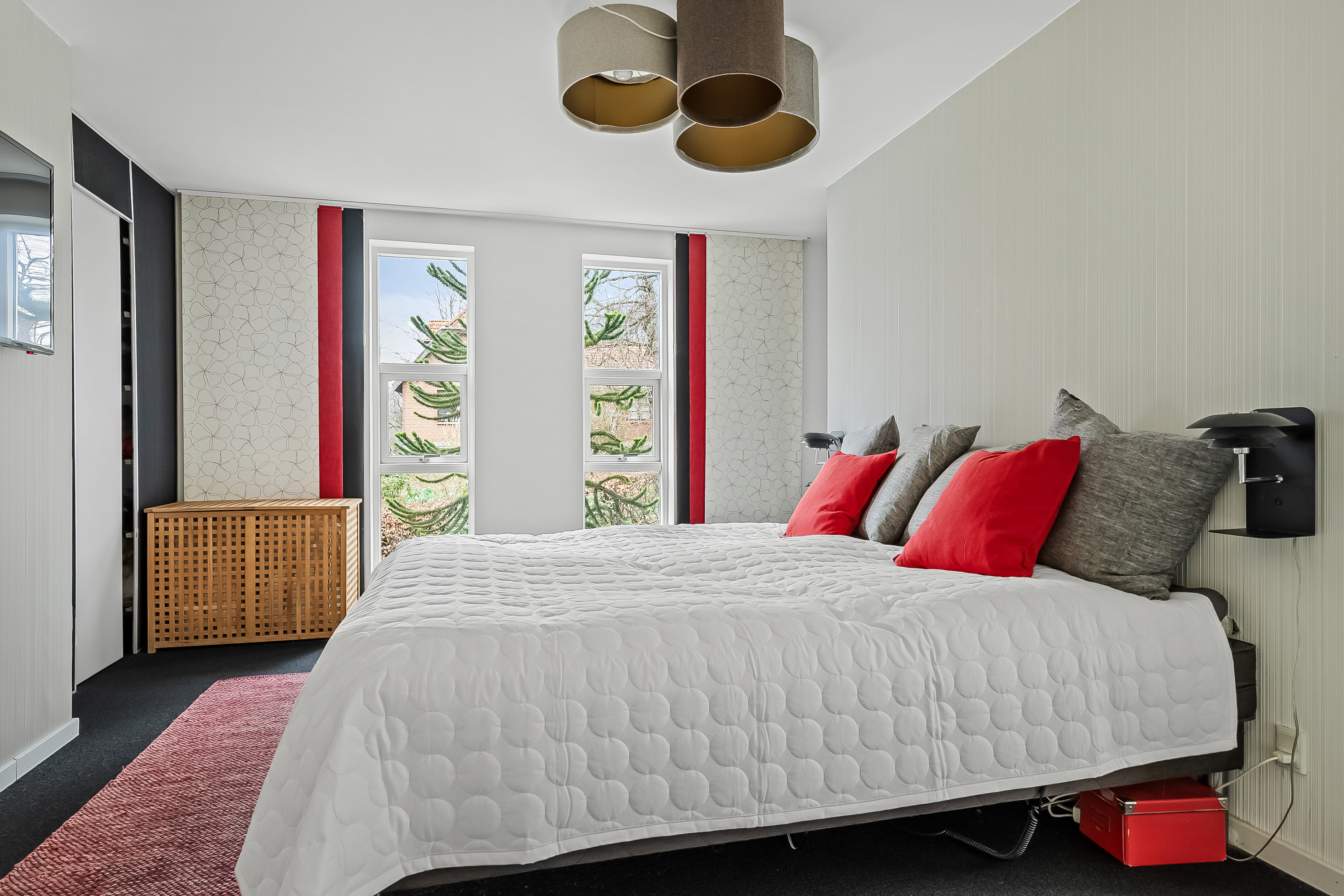 Fremhævet soveværelse billede i fuldskærmstilstand. Billede af Stationsvej 44, Brejning, 7080 Børkop