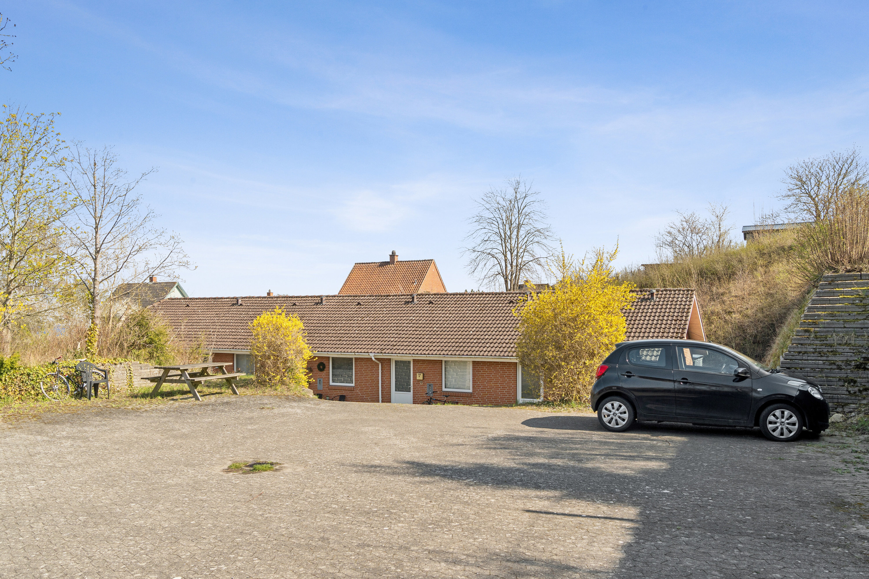 Fremhævet parkeringsplads billede i fuldskærmstilstand. Billede af Præstøvej 126F, 4700 Næstved