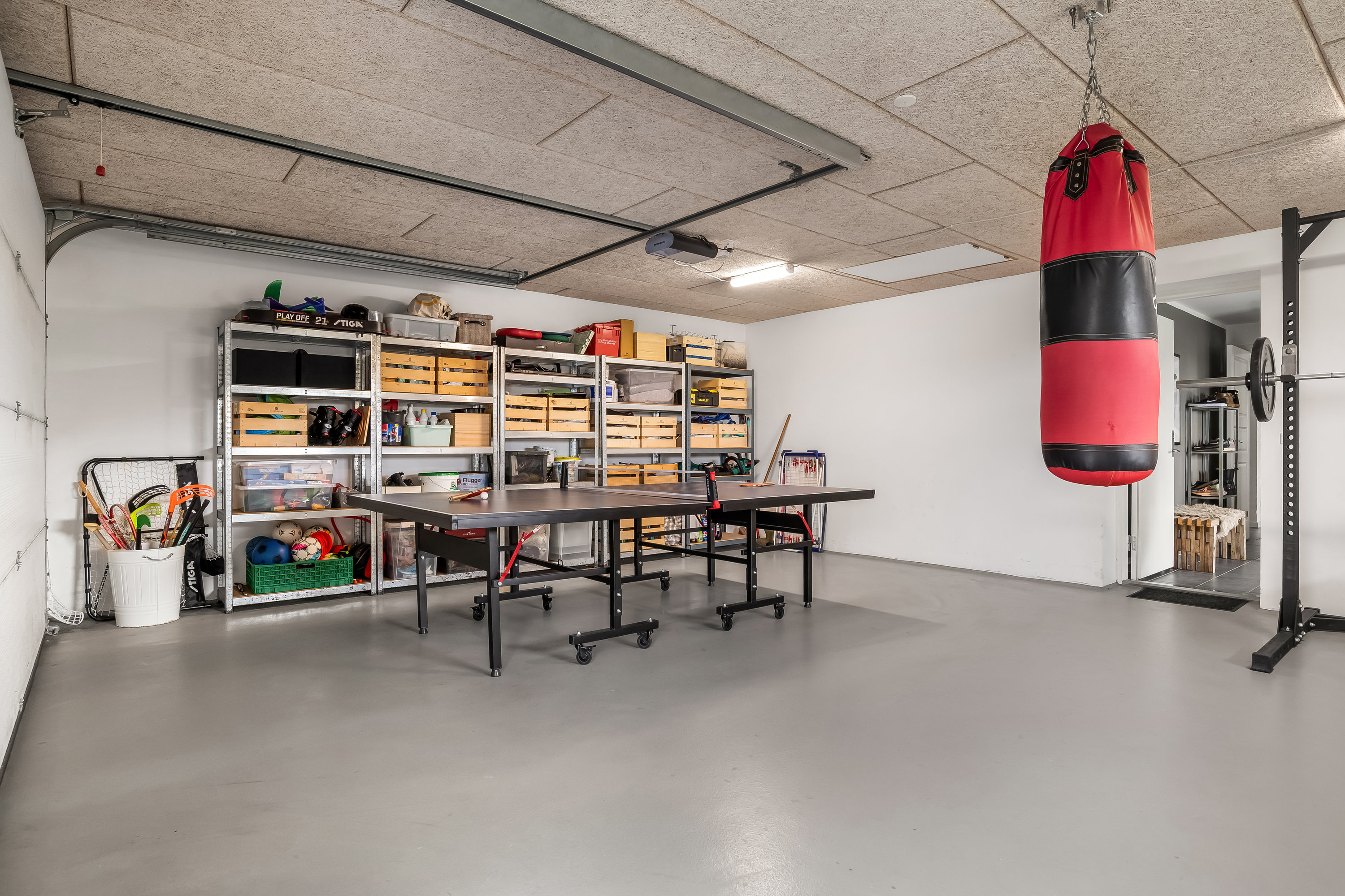 Fremhævet garage billede i fuldskærmstilstand. Billede af Kusken 58, Mejrup, 7500 Holstebro