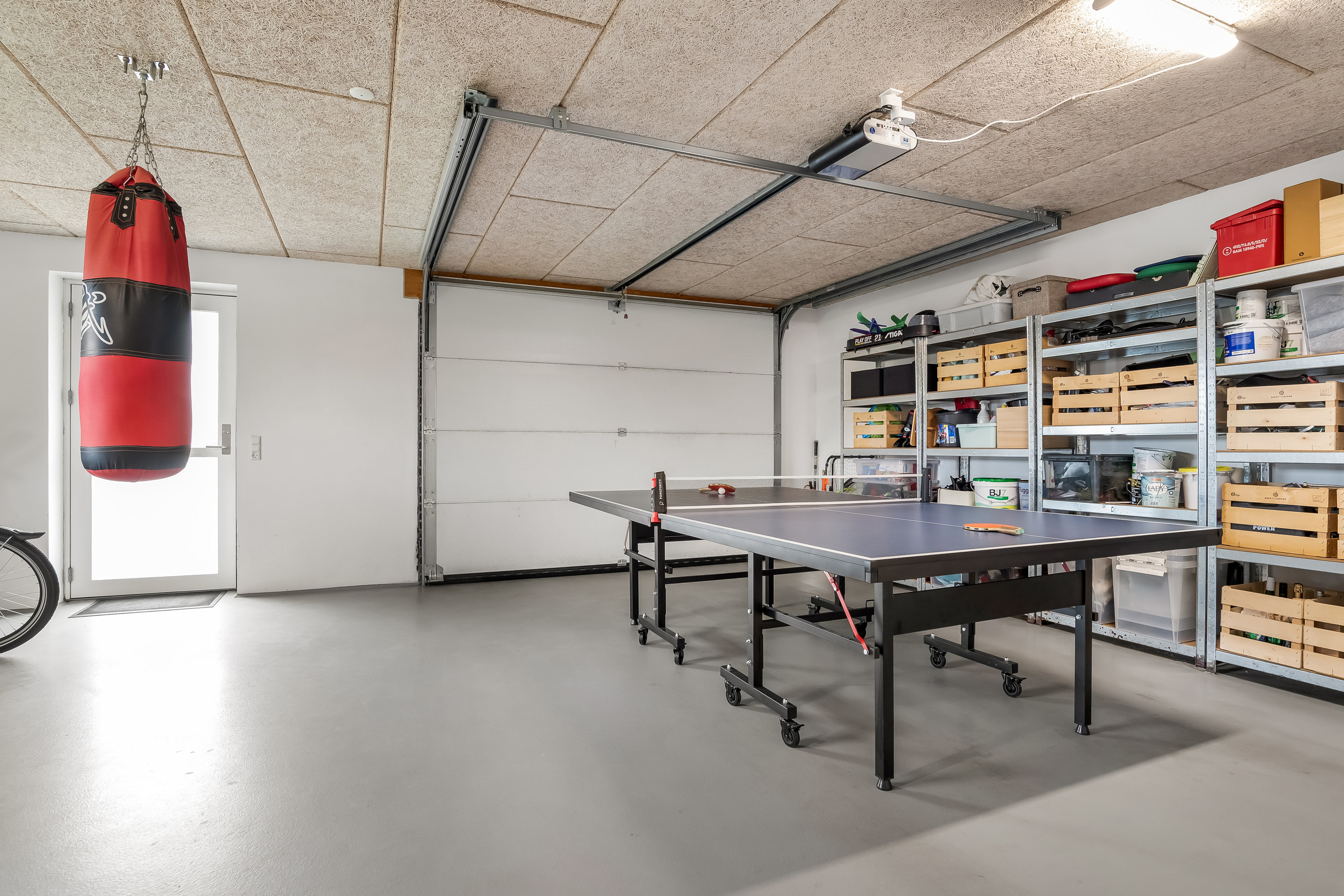 Fremhævet garage billede i fuldskærmstilstand. Billede af Kusken 58, Mejrup, 7500 Holstebro