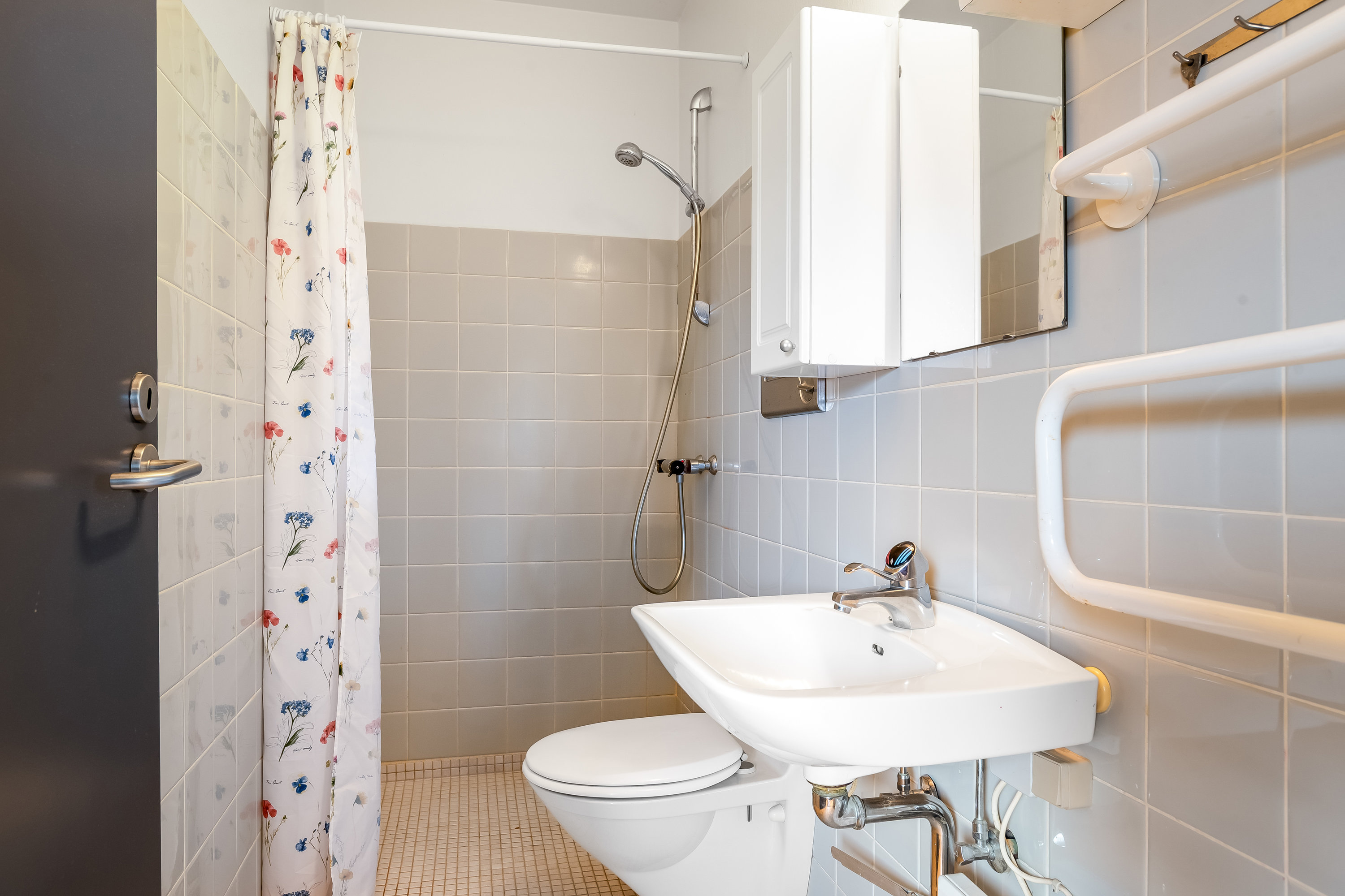 Fremhævet badeværelse billede i fuldskærmstilstand. Billede af Vinkelhagevej 76, Heldum, 7620 Lemvig