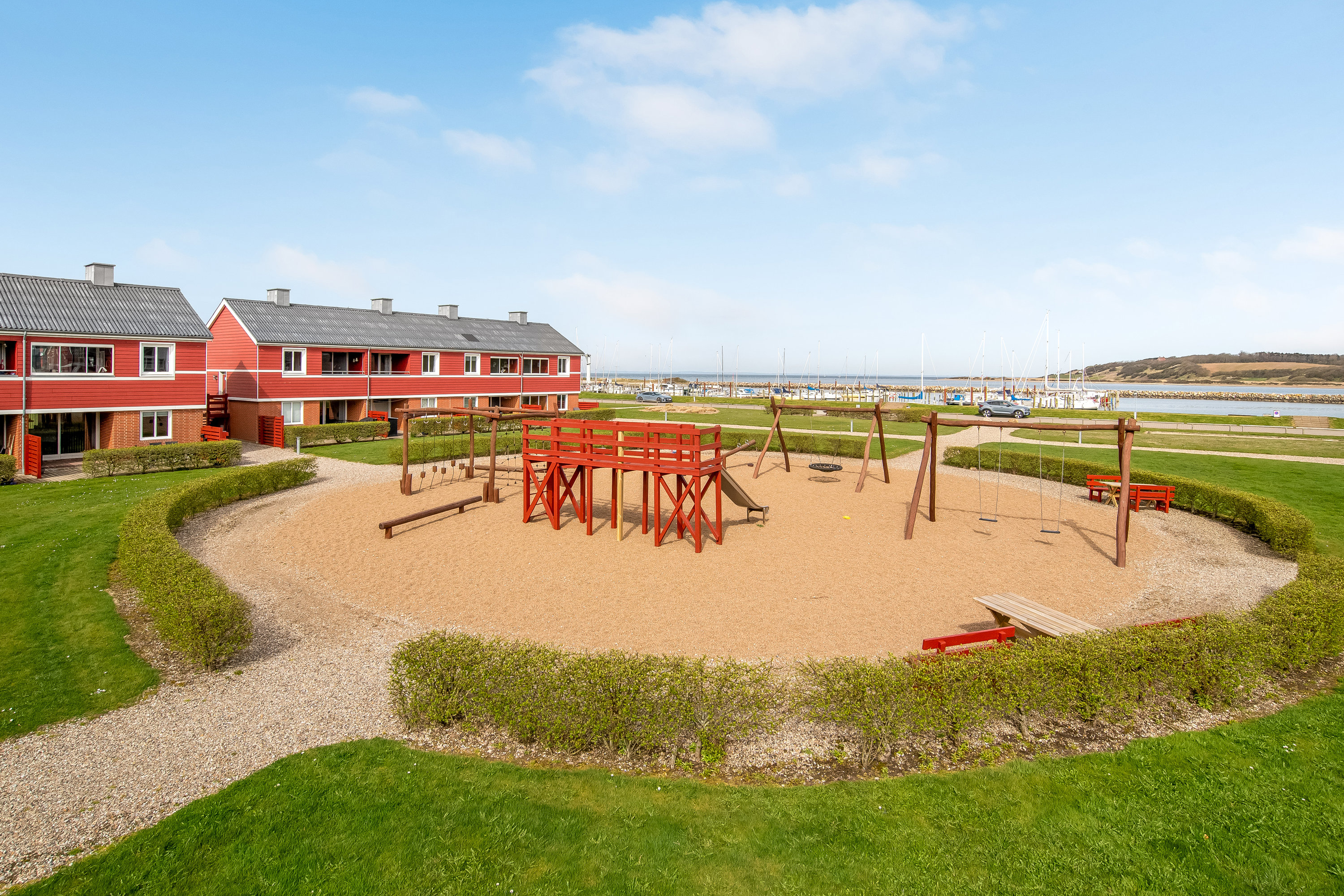 Fremhævet udenomsarealer billede i fuldskærmstilstand. Billede af Vinkelhagevej 76, Heldum, 7620 Lemvig