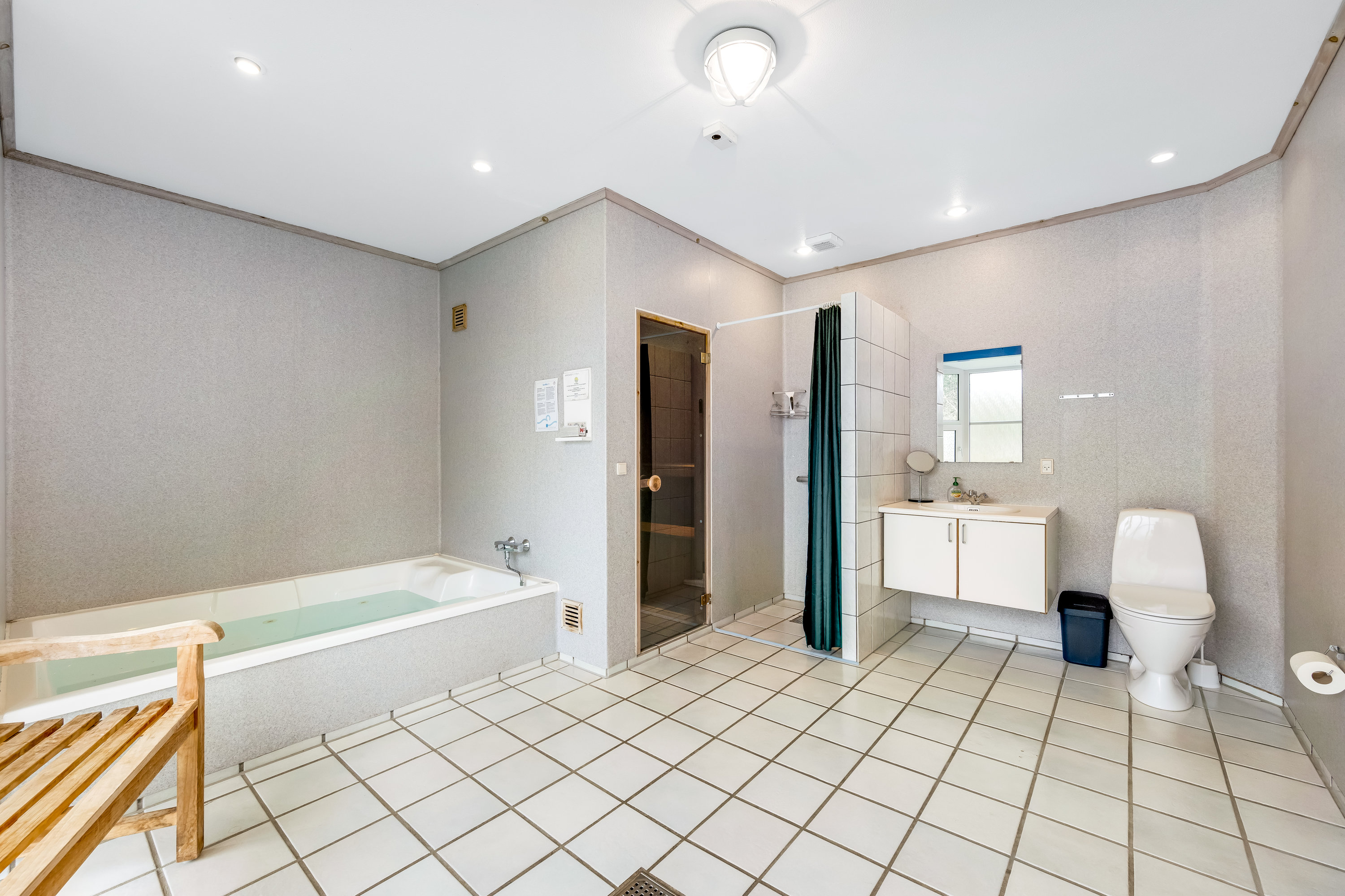 Fremhævet badeværelse billede i fuldskærmstilstand. Billede af Skovvang 26, Lønne, 6830 Nørre Nebel