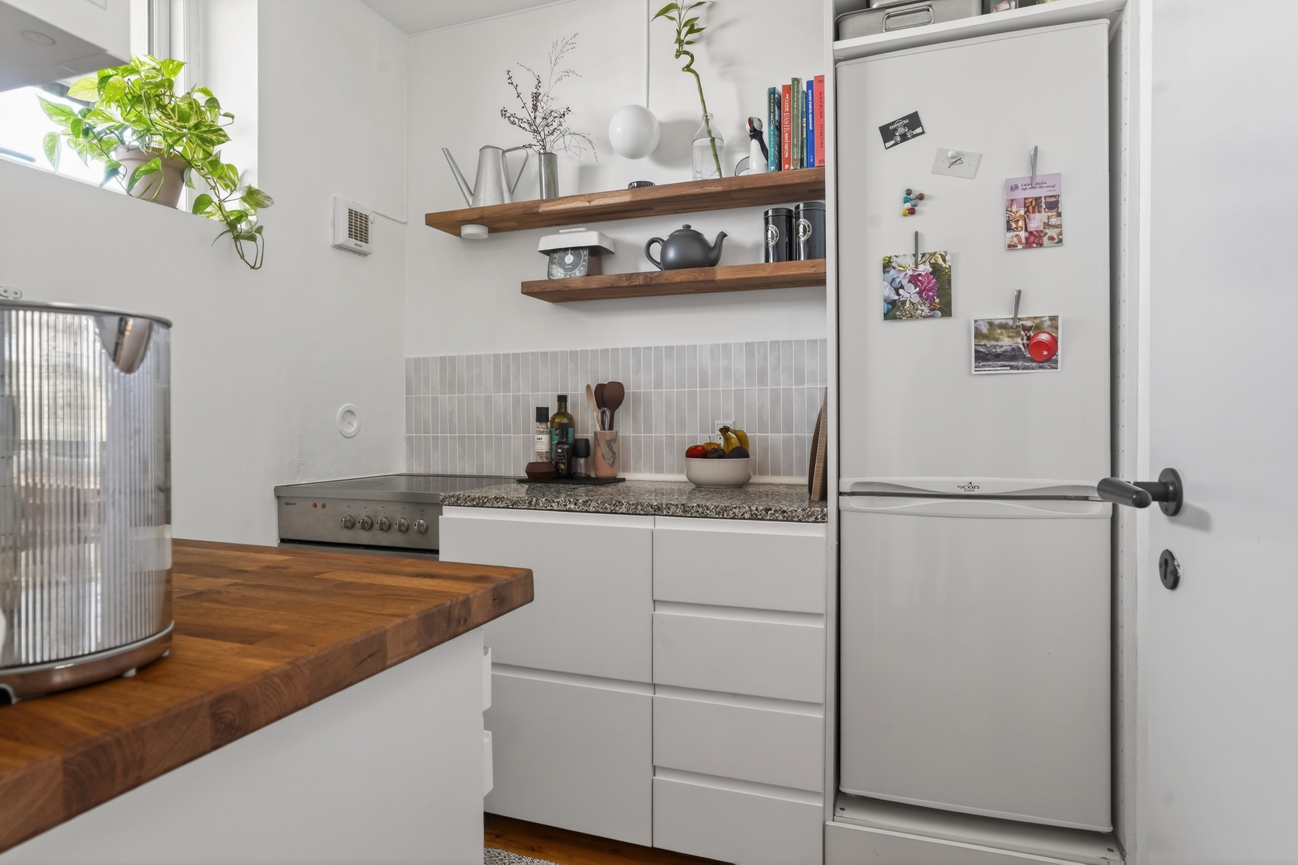 Fremhævet køkken billede i fuldskærmstilstand. Billede af Ericavej 165, 1. 208., 2820 Gentofte