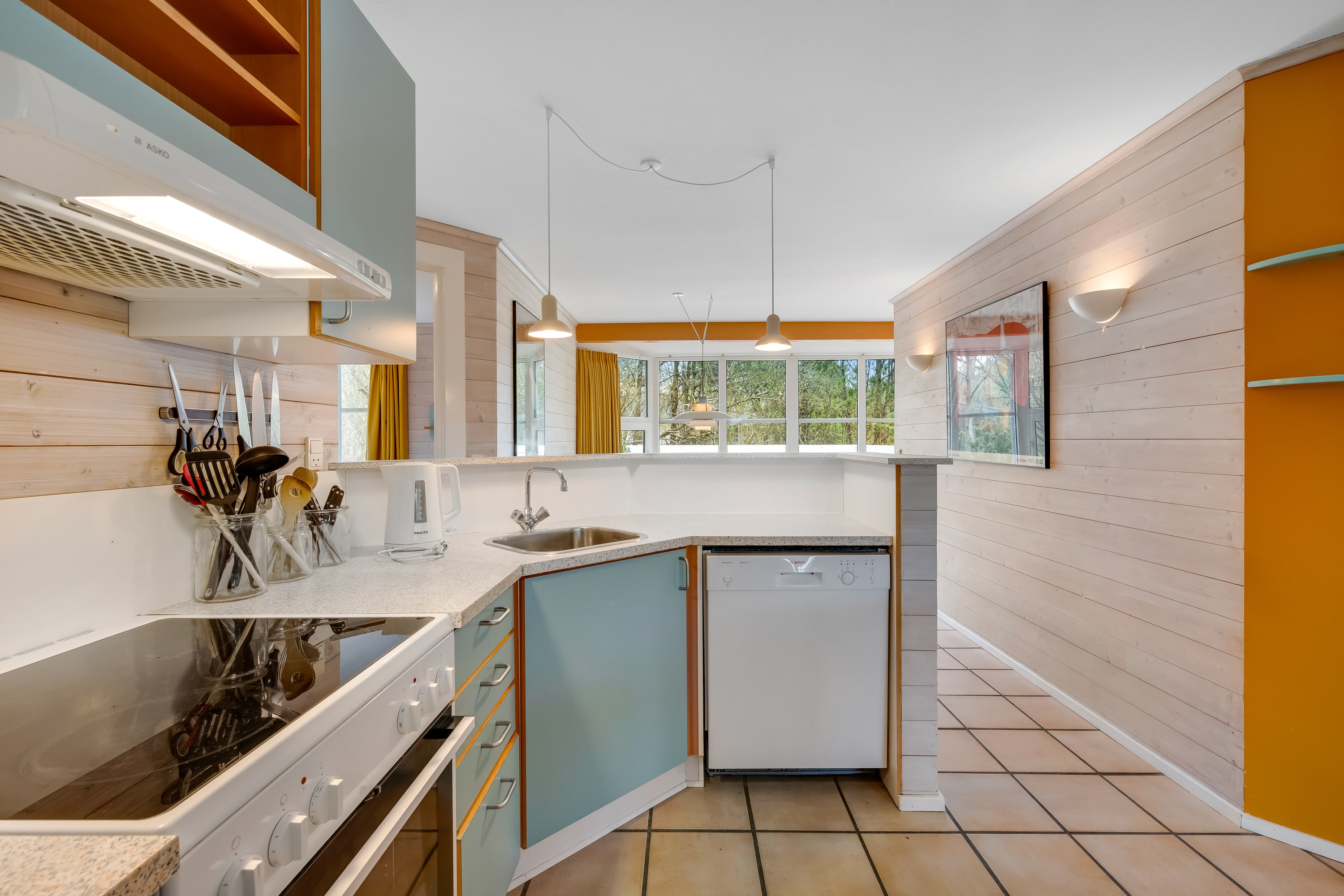 Fremhævet køkken billede i fuldskærmstilstand. Billede af Skovvang 26, Lønne, 6830 Nørre Nebel