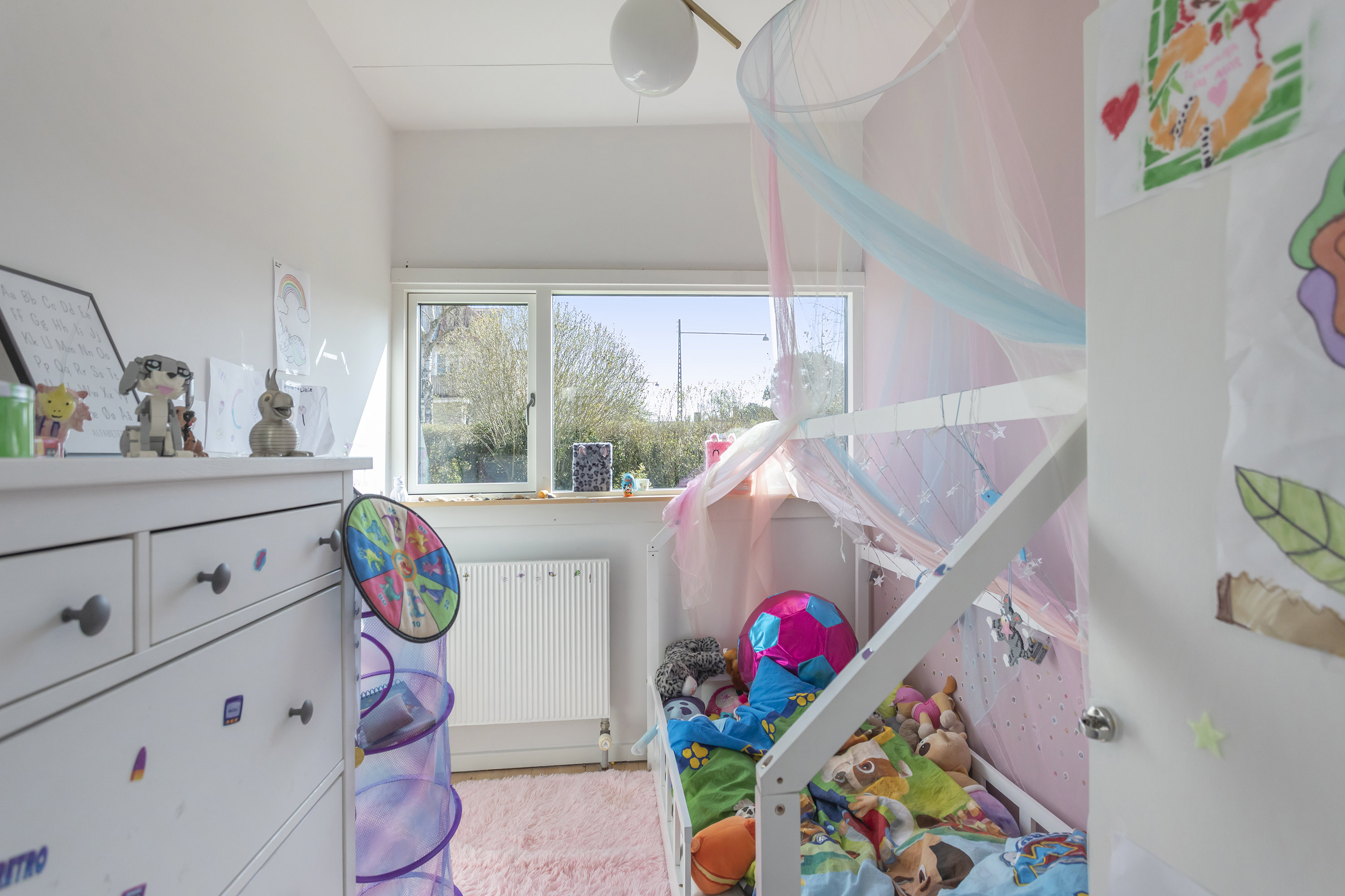 Fremhævet soveværelse billede i fuldskærmstilstand. Billede af Sundbyvestervej 34, 2300 København S