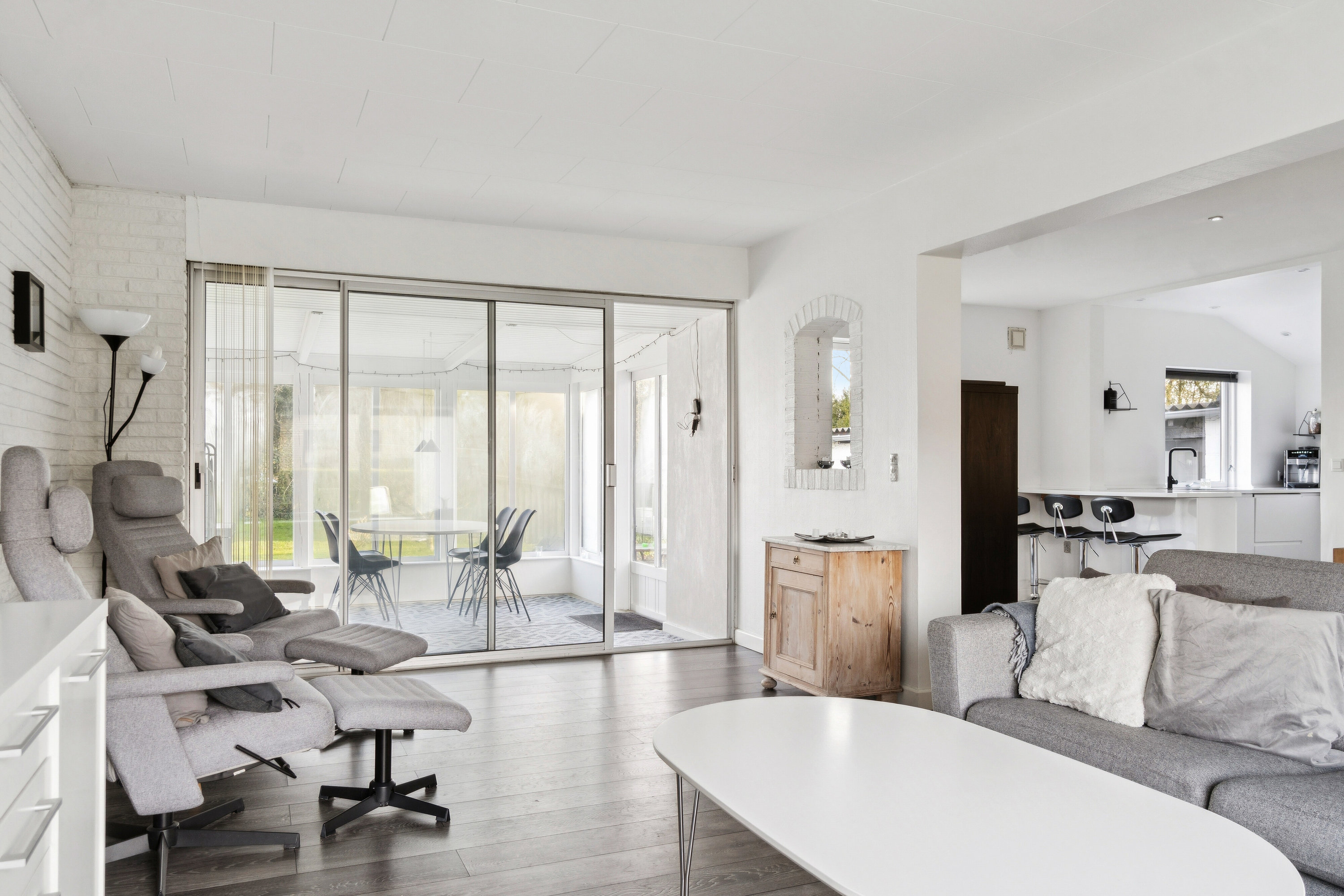 Fremhævet stue billede i fuldskærmstilstand. Billede af Jasminvej 31, 4200 Slagelse