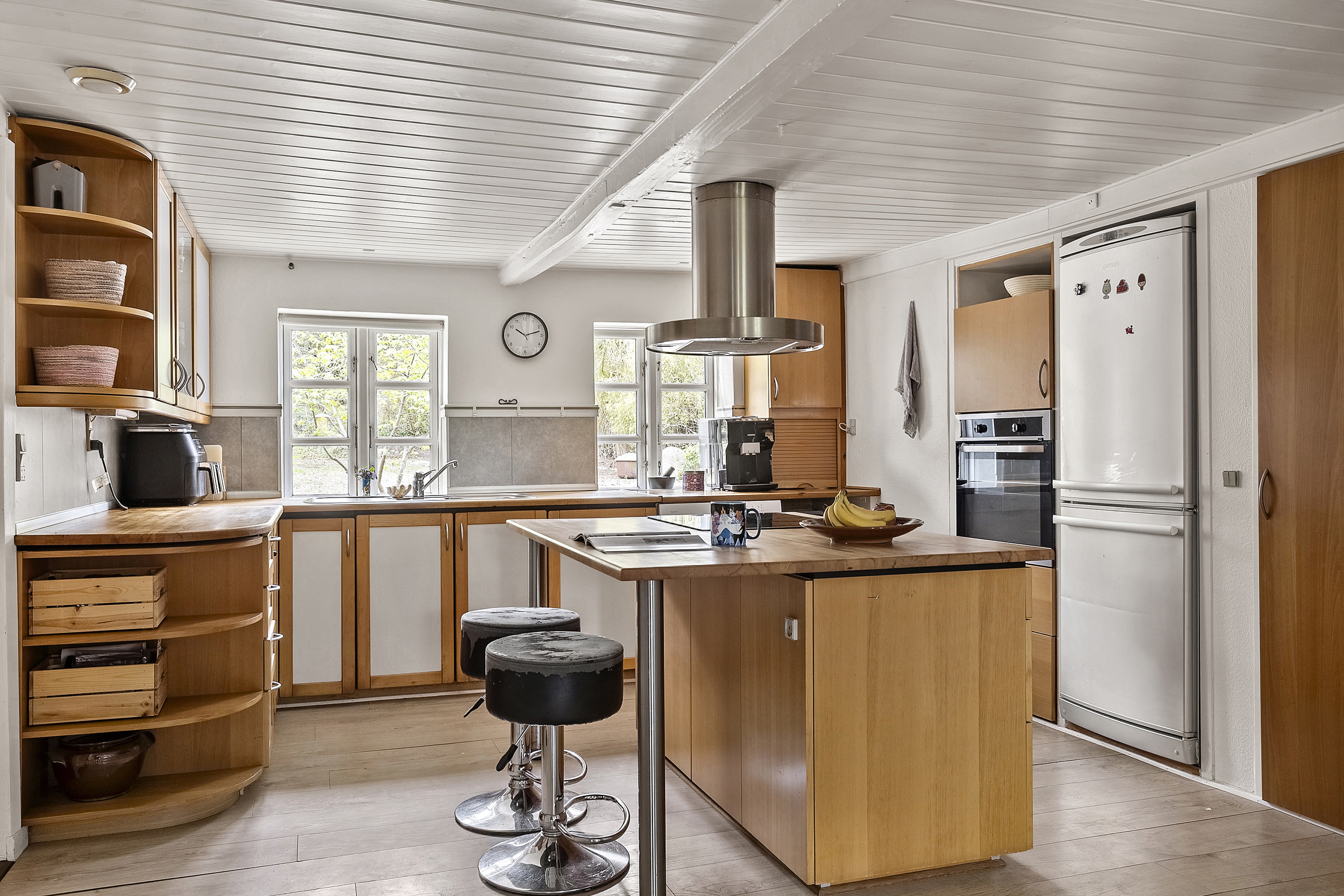 Fremhævet køkken billede i fuldskærmstilstand. Billede af Bobølvej 8, 6683 Føvling