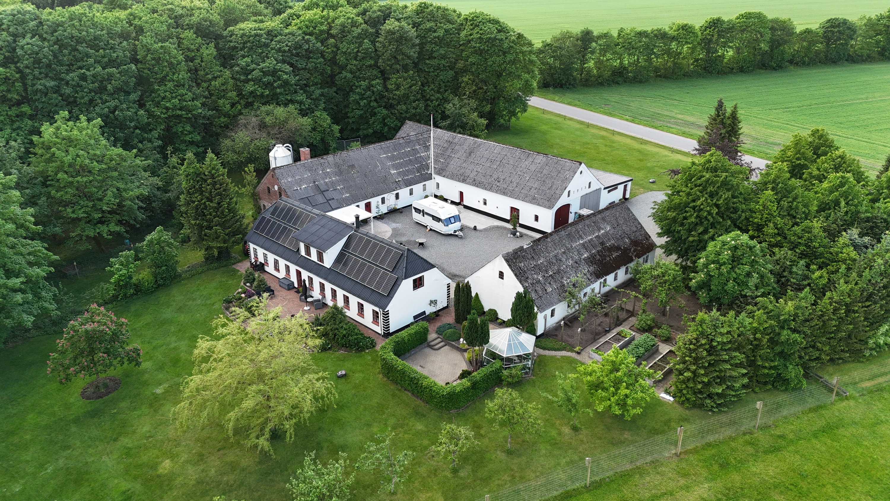 Fremhævet  billede i fuldskærmstilstand. Billede af Løvlundvej 17, 7190 Billund