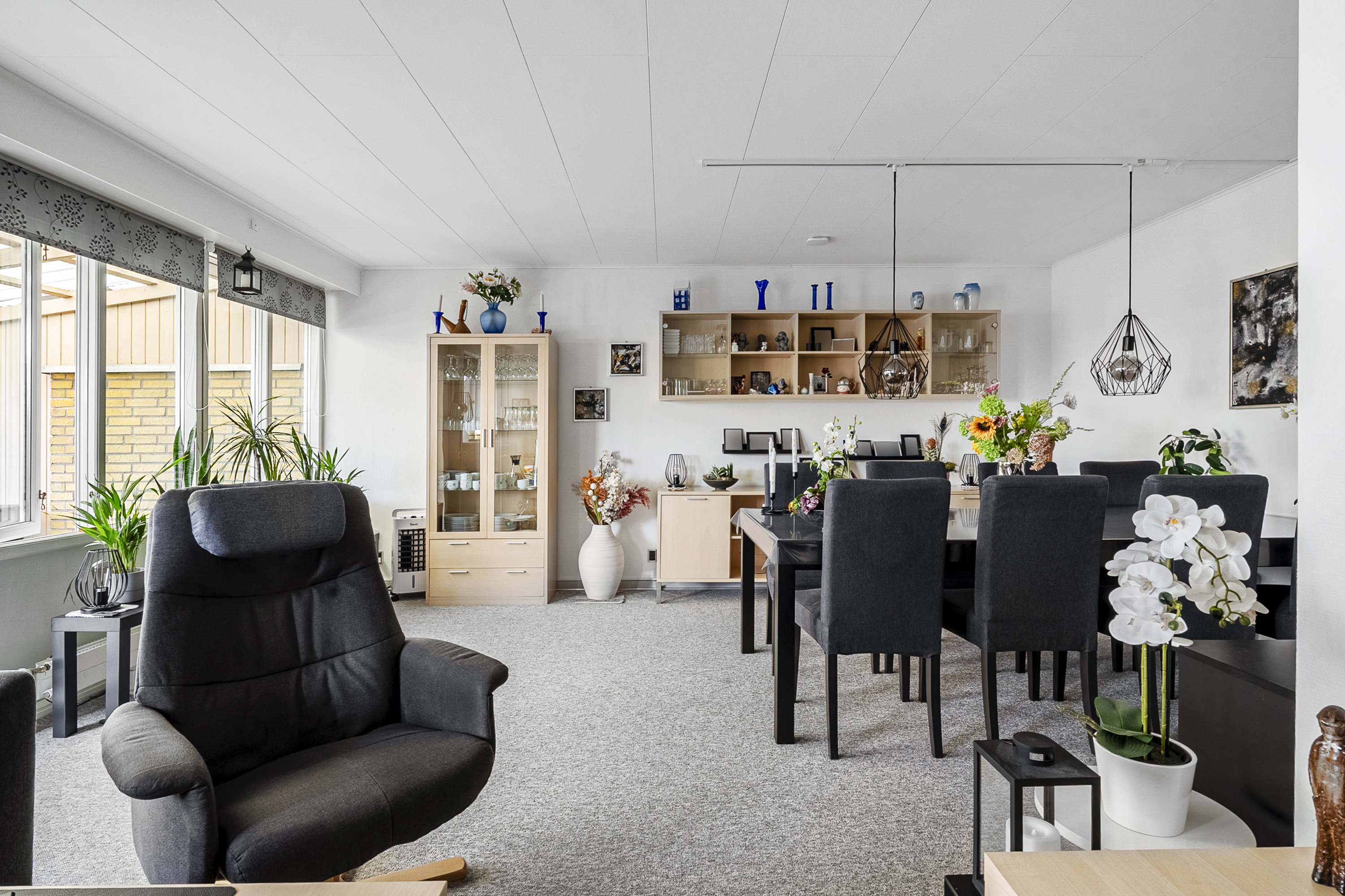 Fremhævet spisestue billede i fuldskærmstilstand. Billede af Åsumvej 589, 5240 Odense NØ